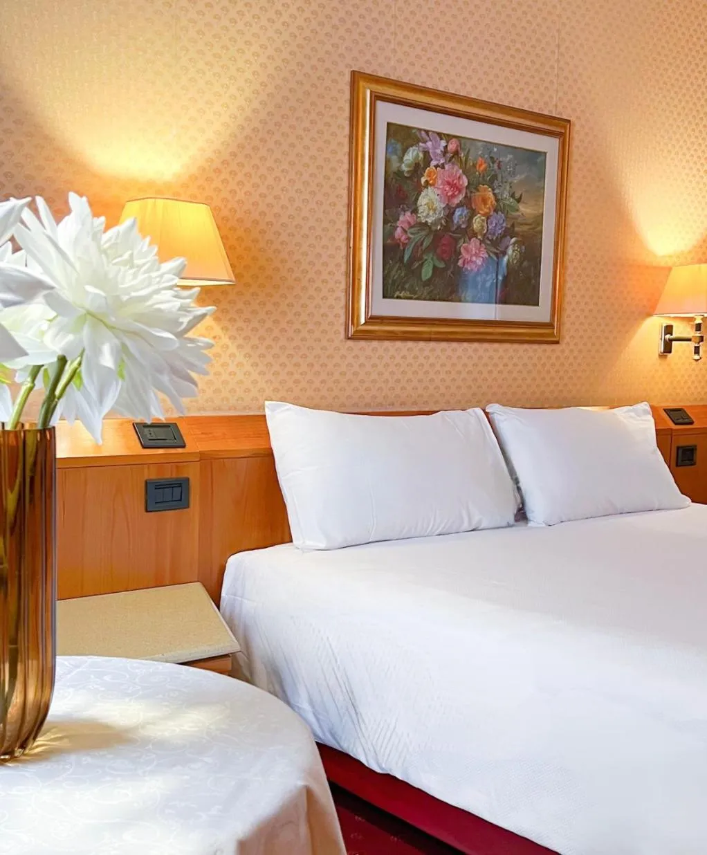 Bed in Hotel Motel Top