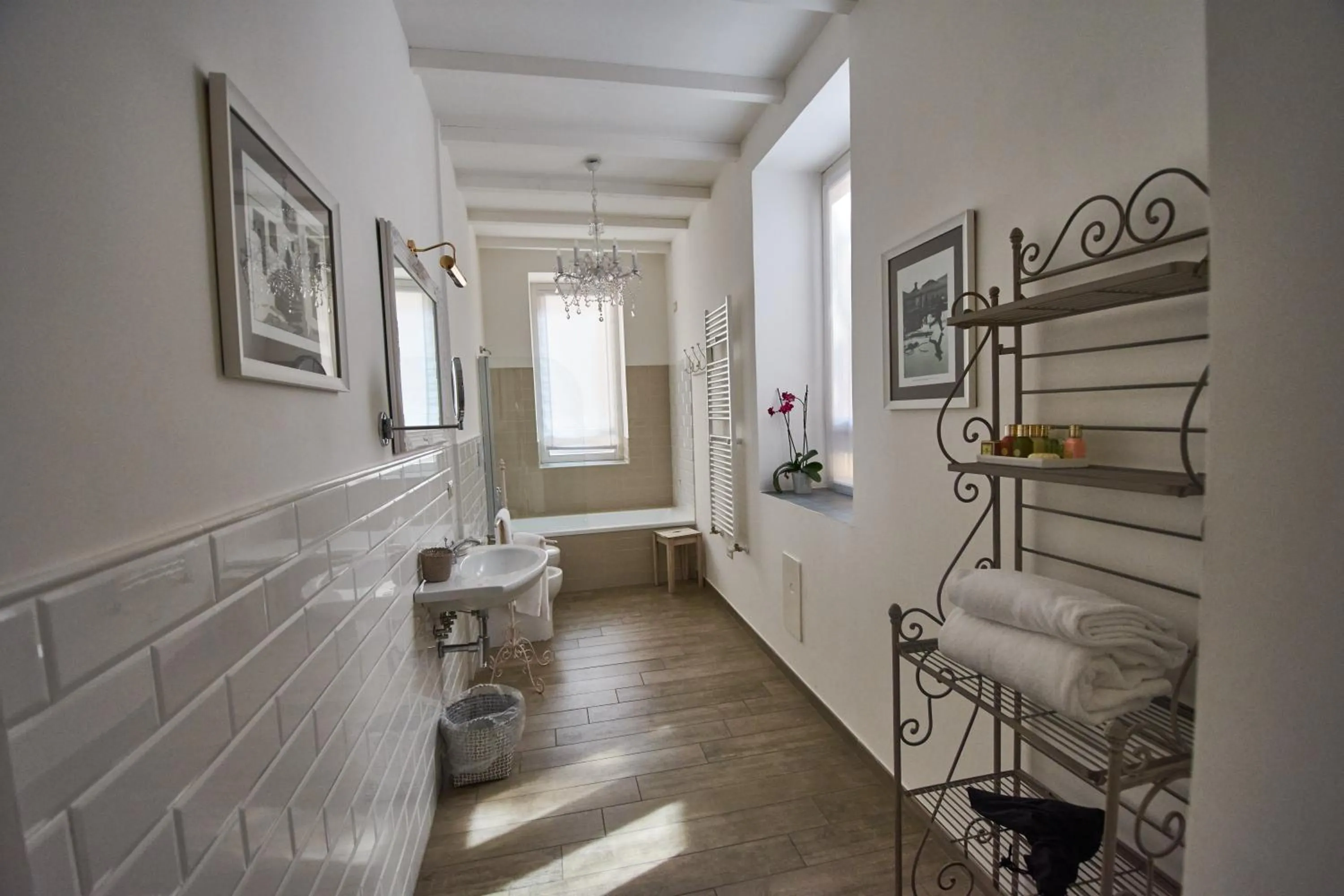 Shower in Cas'E Charming House