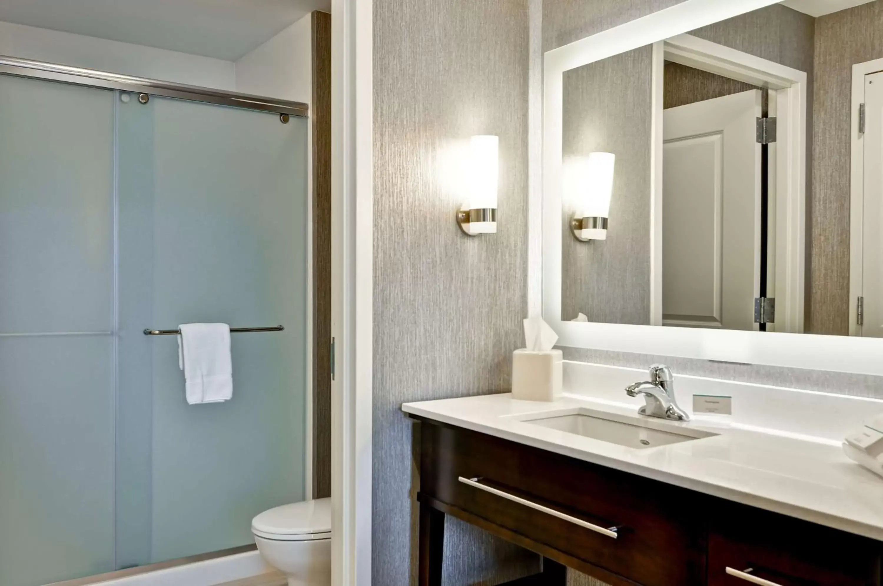 Bathroom in Homewood Suites By Hilton Schenectady