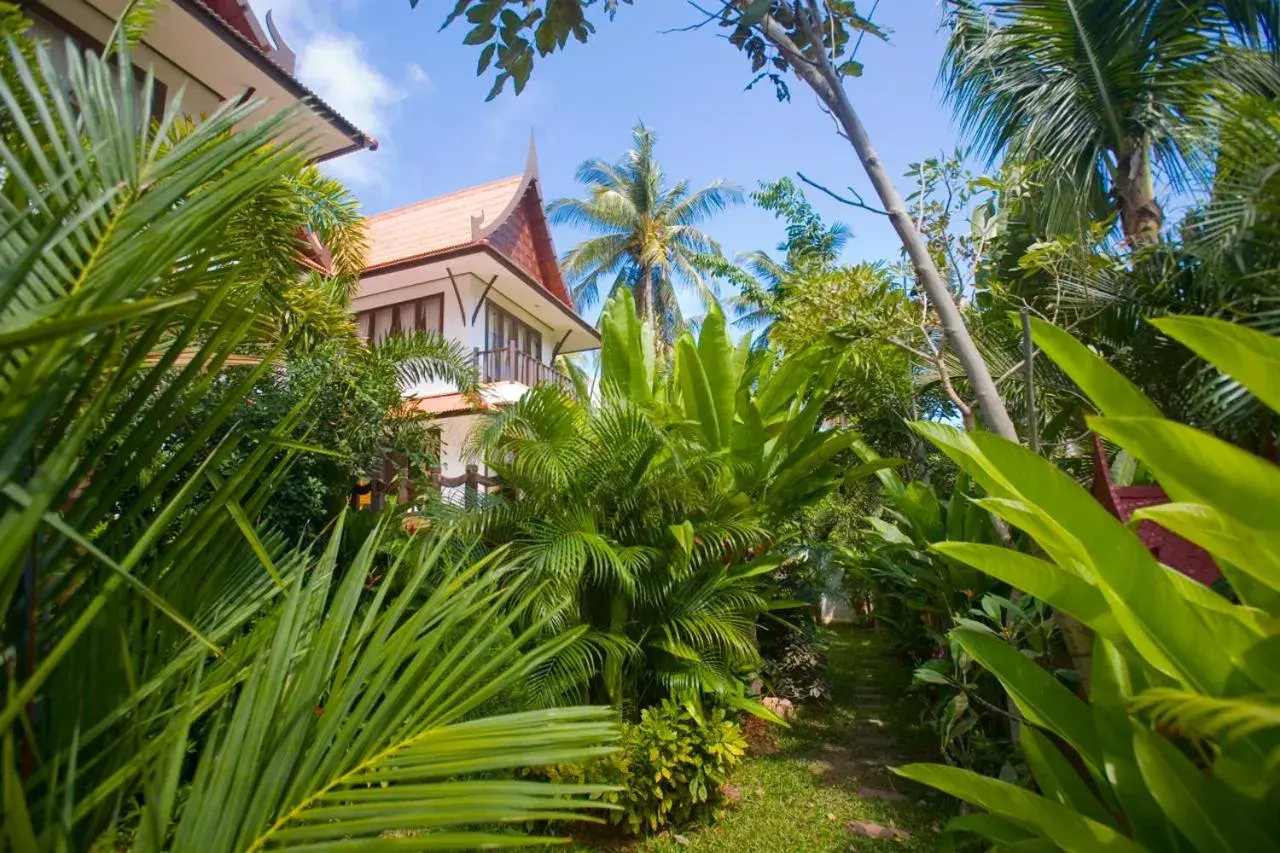 Garden, Property Building in Paradise Island Estate