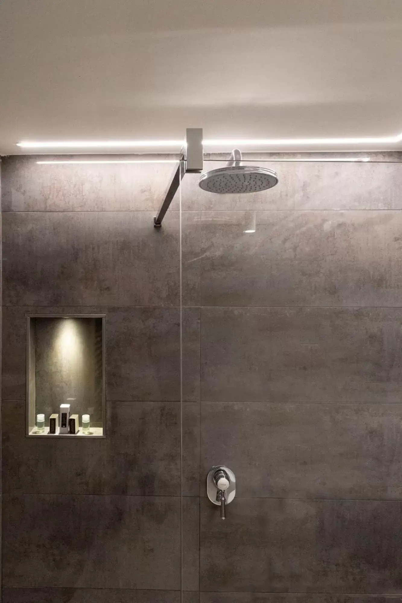 Shower, Bathroom in Residence Poli Venezia