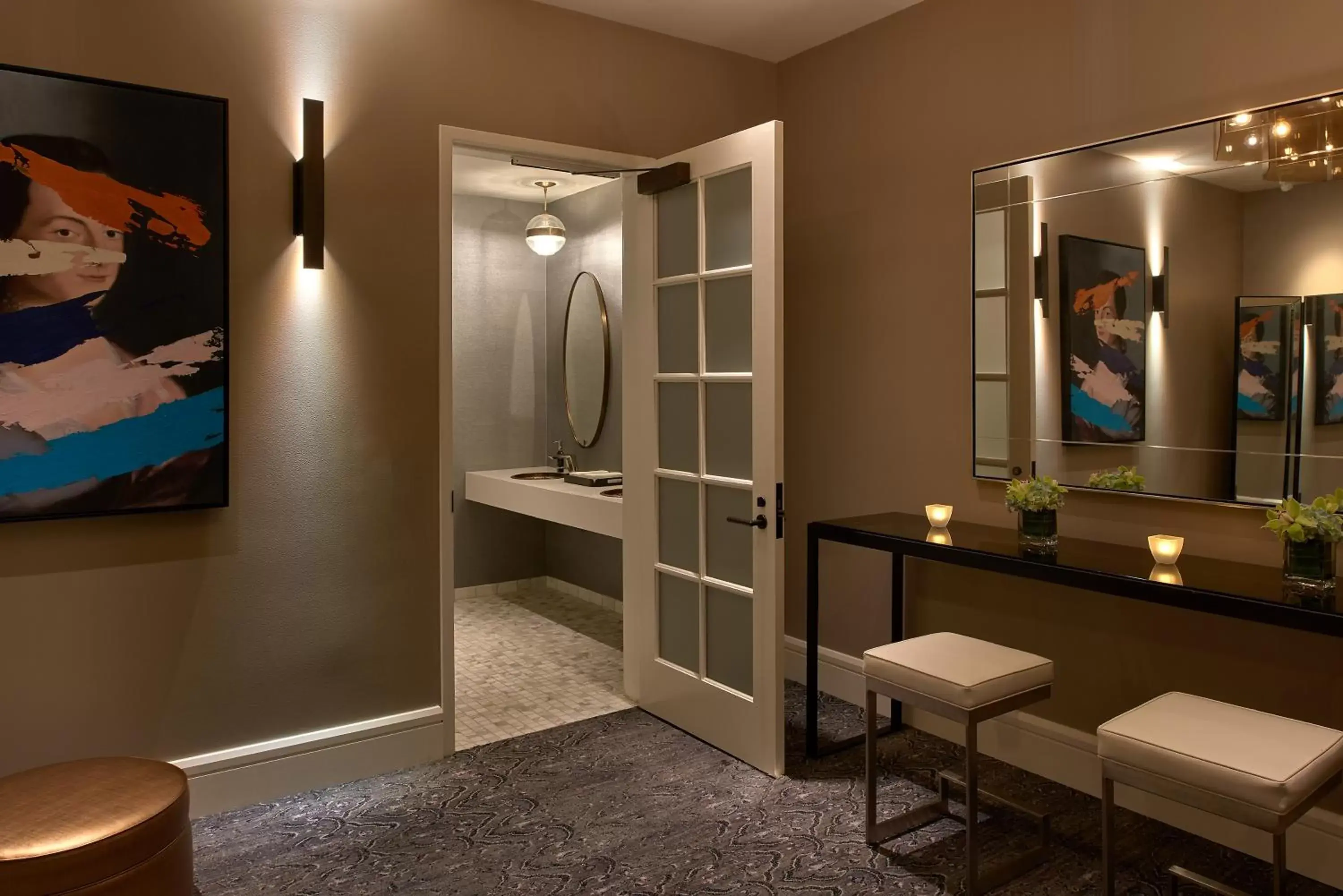 Business facilities, Bathroom in Revere Hotel Boston Common