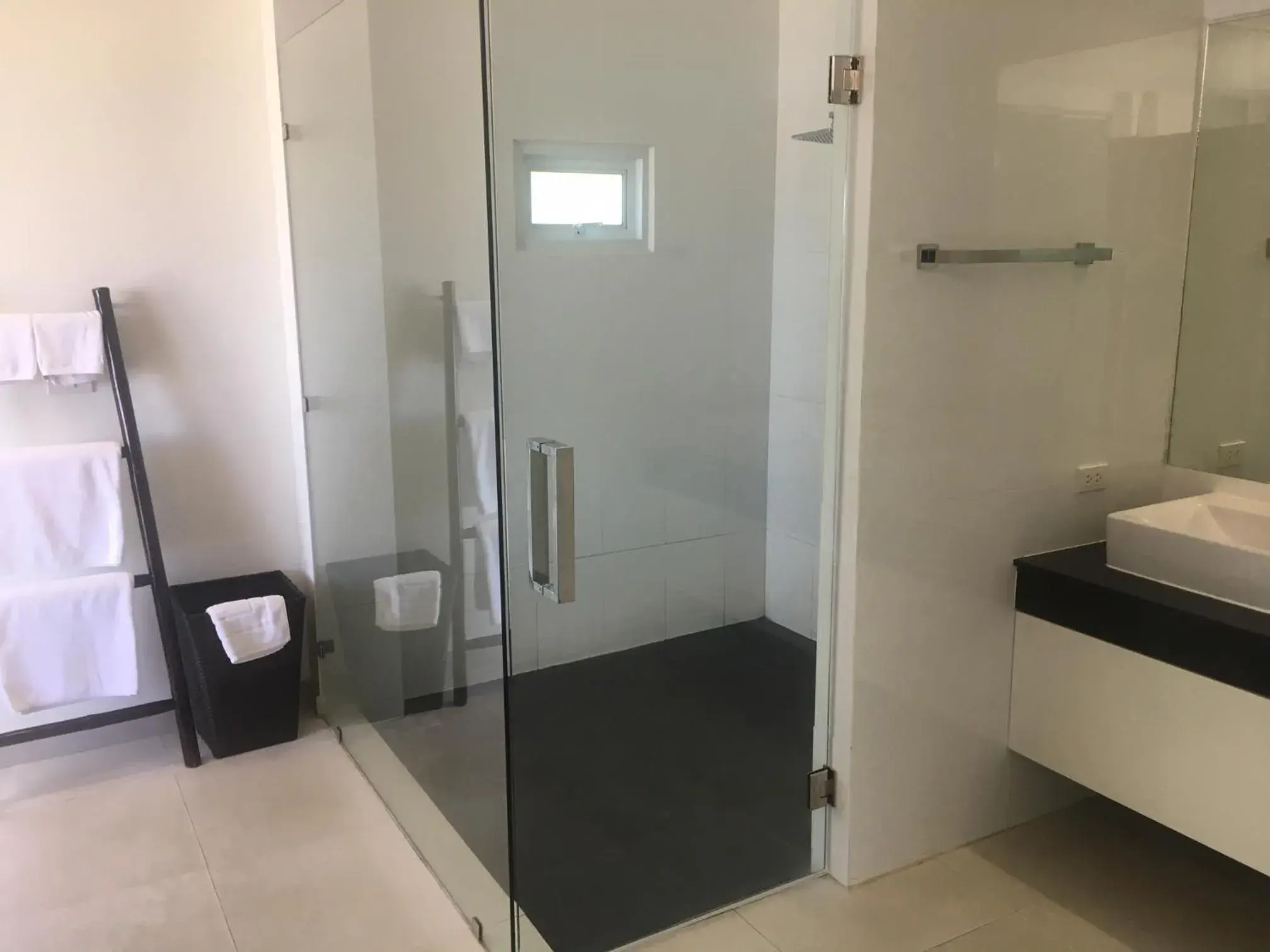 Shower, Bathroom in Samui Blue Orchid - Adult Only