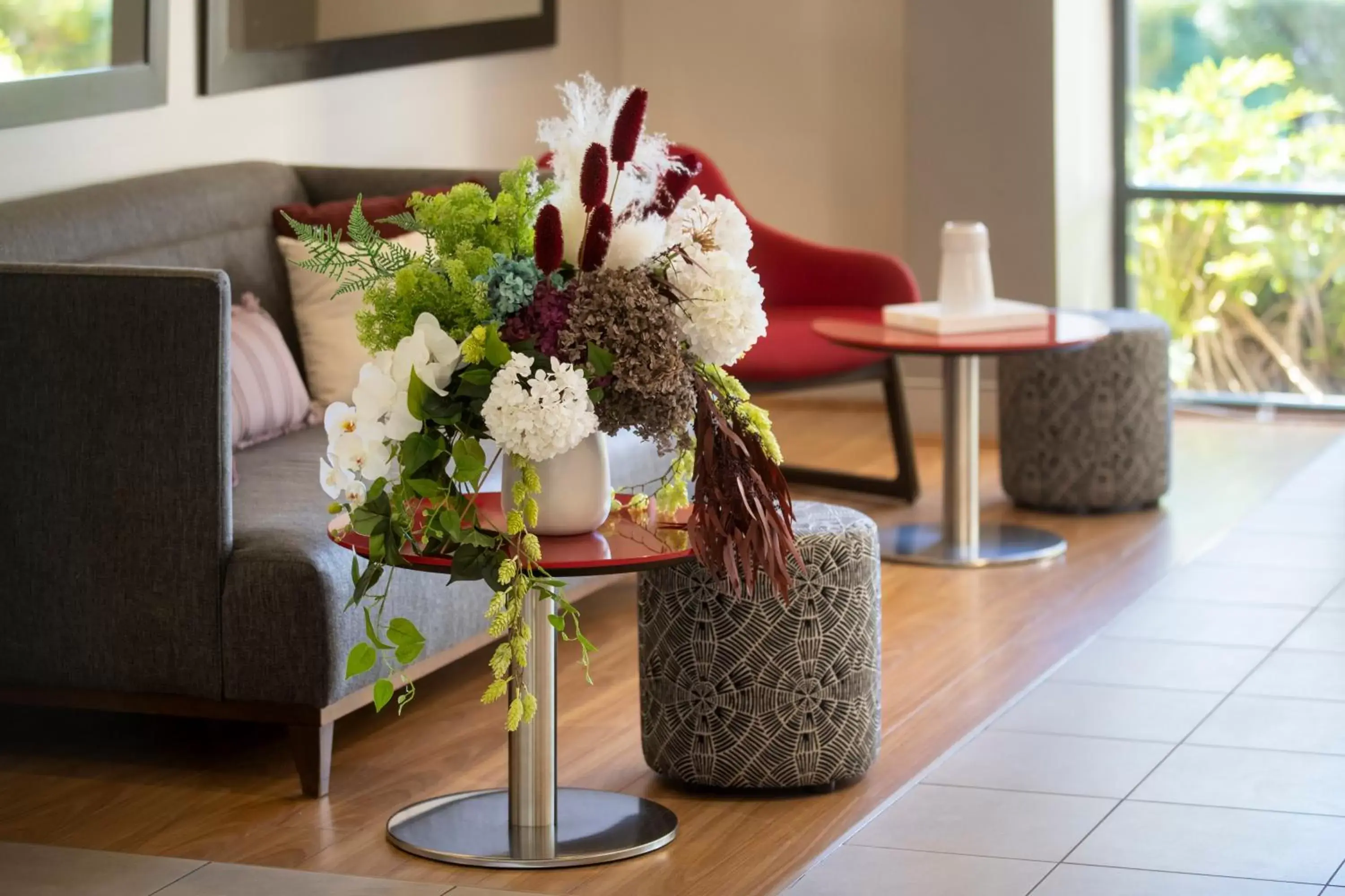 Seating Area in Mercure Sydney Manly Warringah