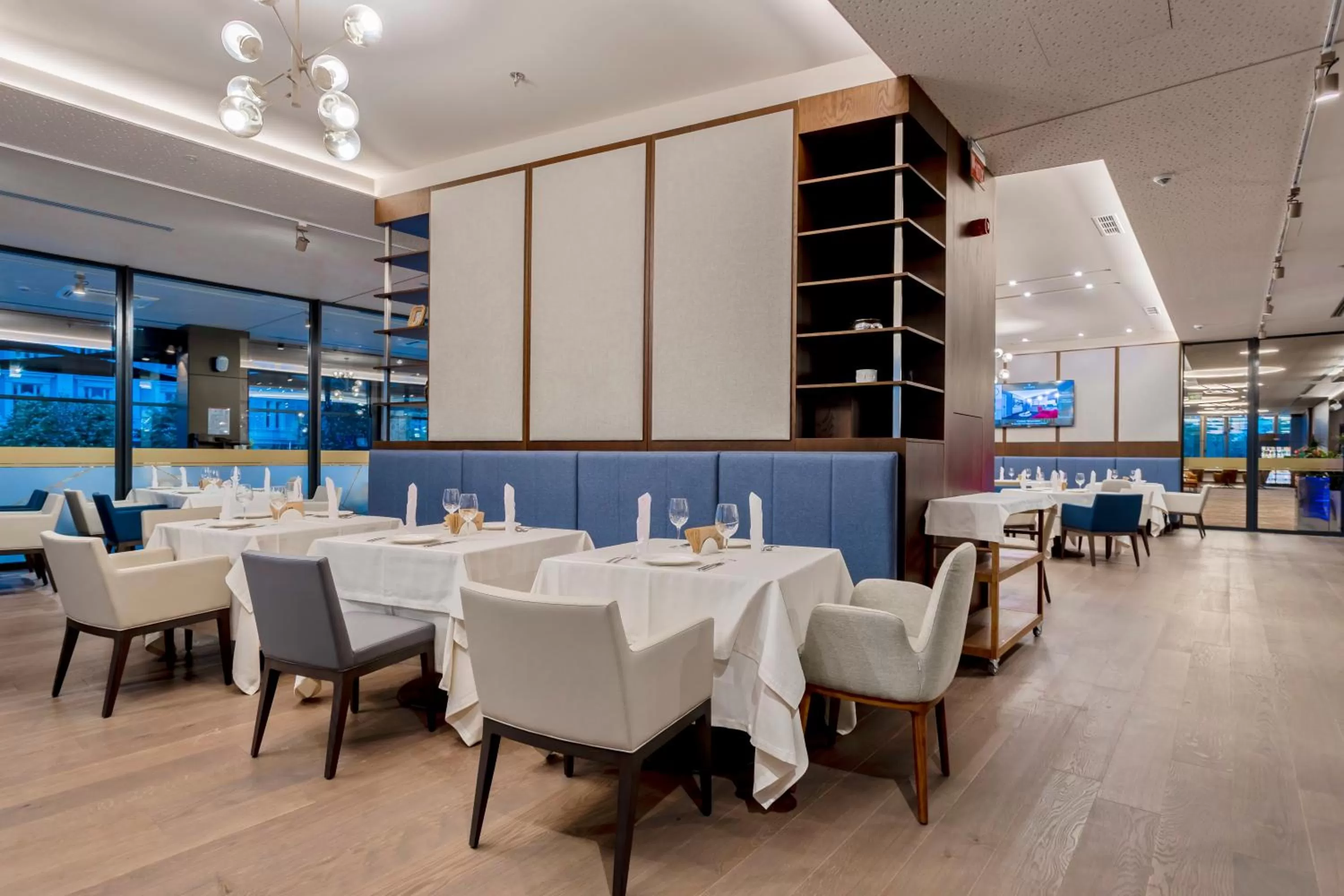 Restaurant/places to eat in Hotel Bulgaria