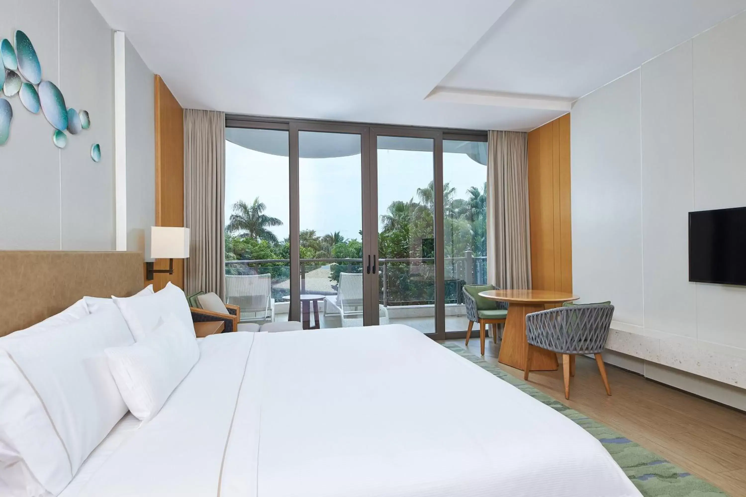 Bedroom, Bed in The Westin Shimei Bay Resort