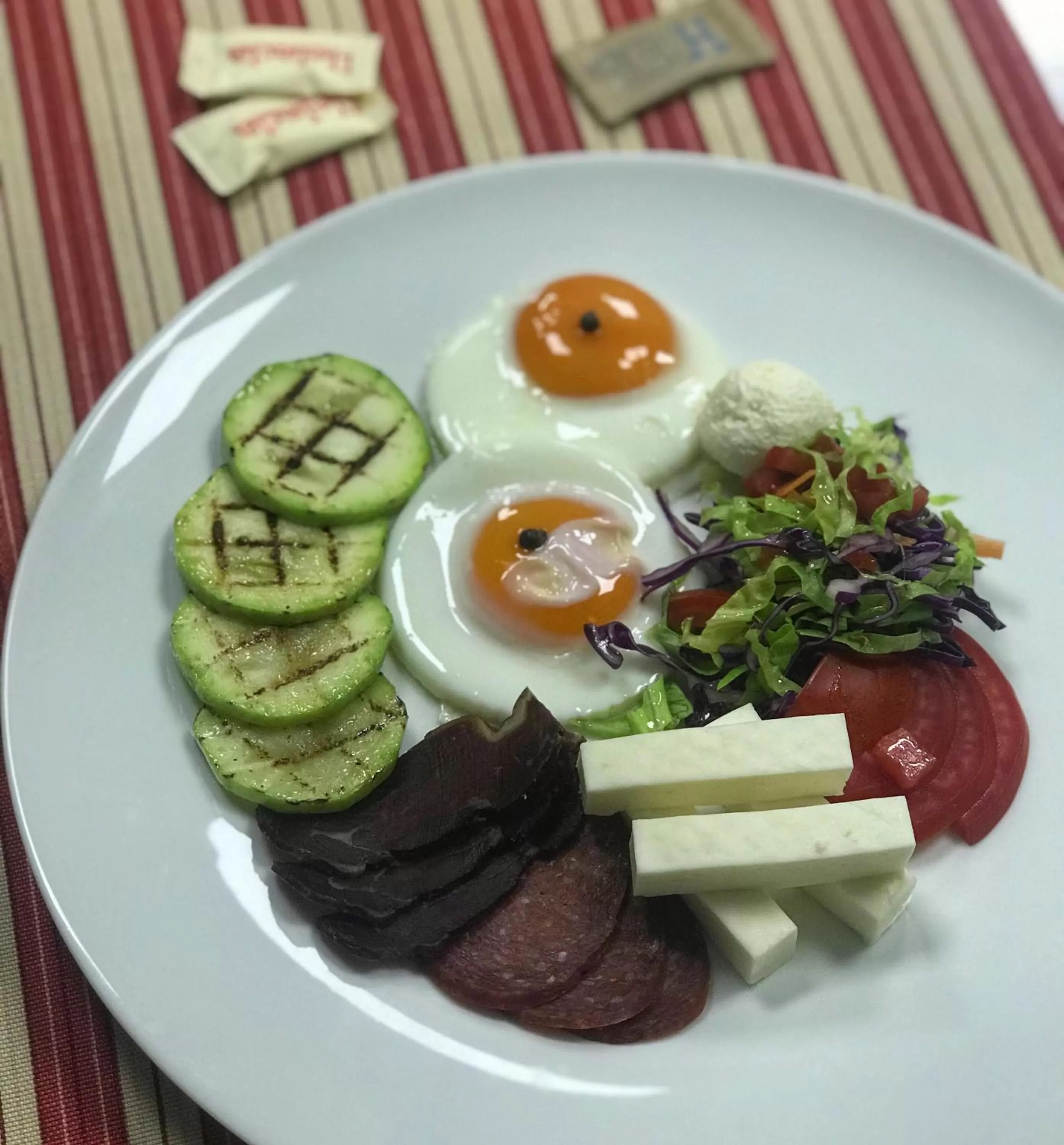 Food in Hotel Helada