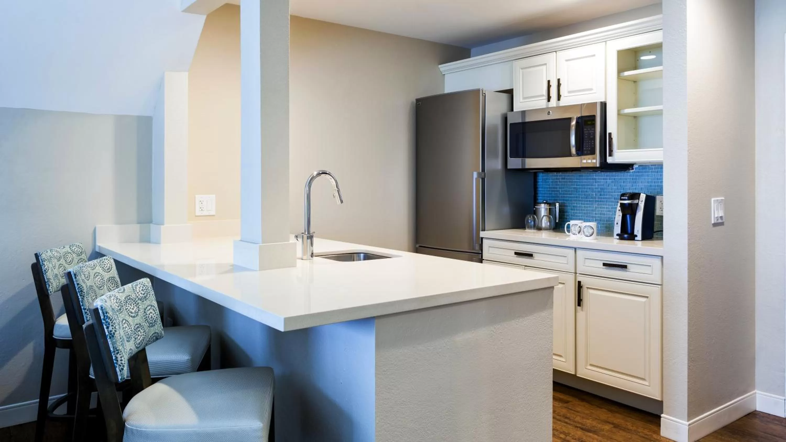 Kitchen or kitchenette in Opal Key Resort & Marina