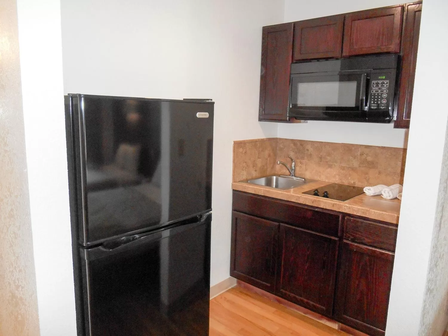 Kitchen or kitchenette in Studio 6-San Antonio, TX - Airport