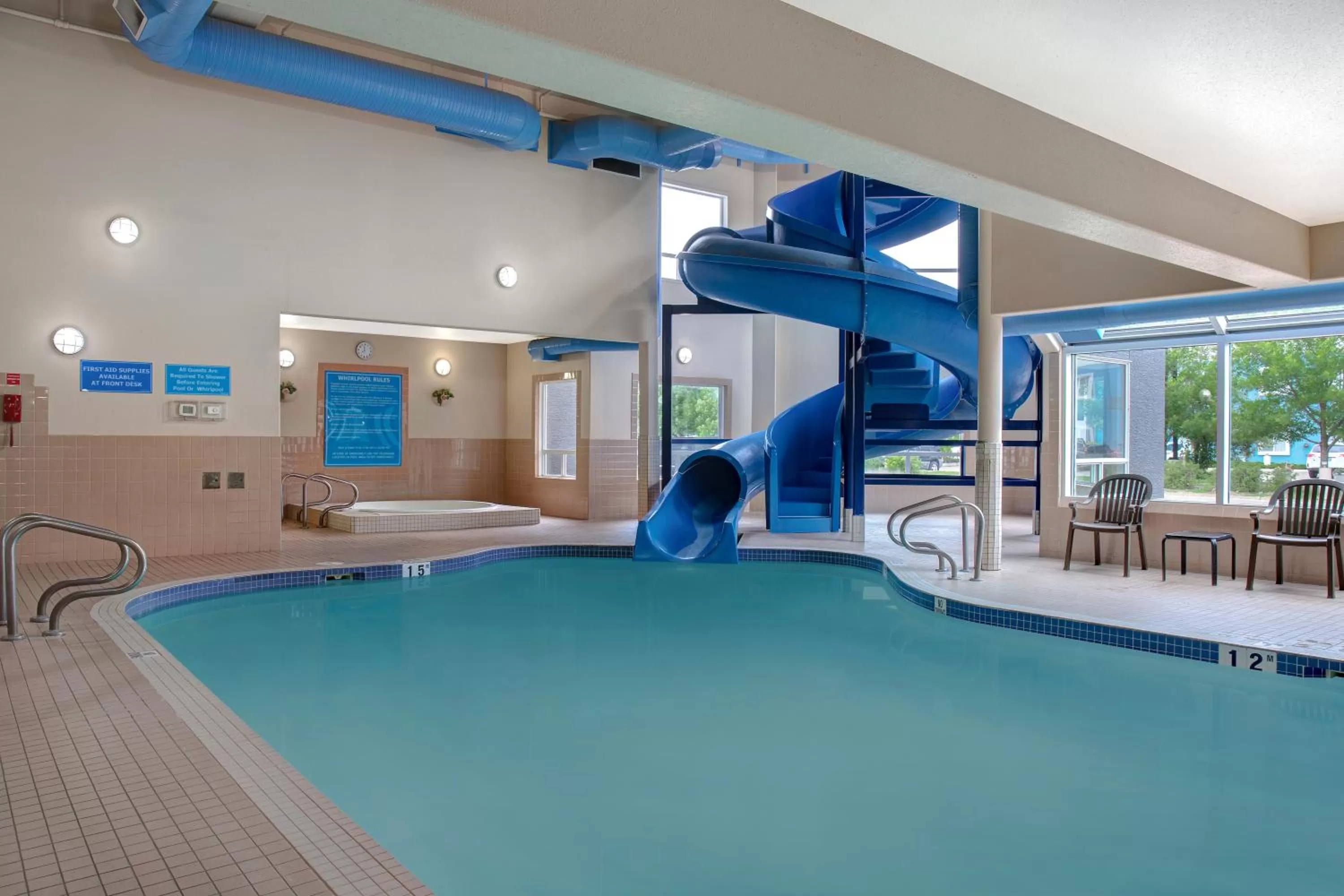 Swimming pool in Days Inn by Wyndham Medicine Hat