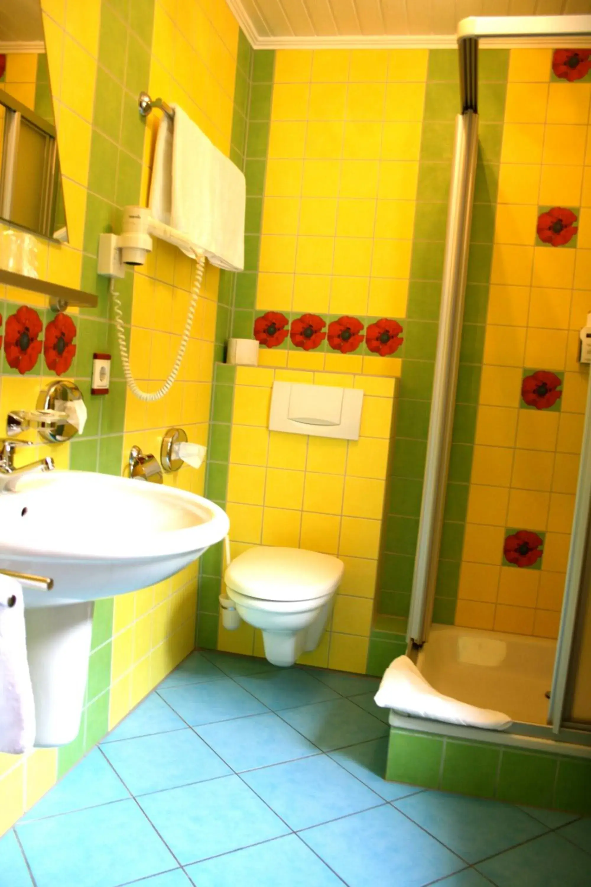 Bathroom in Hotel Garni Elegant