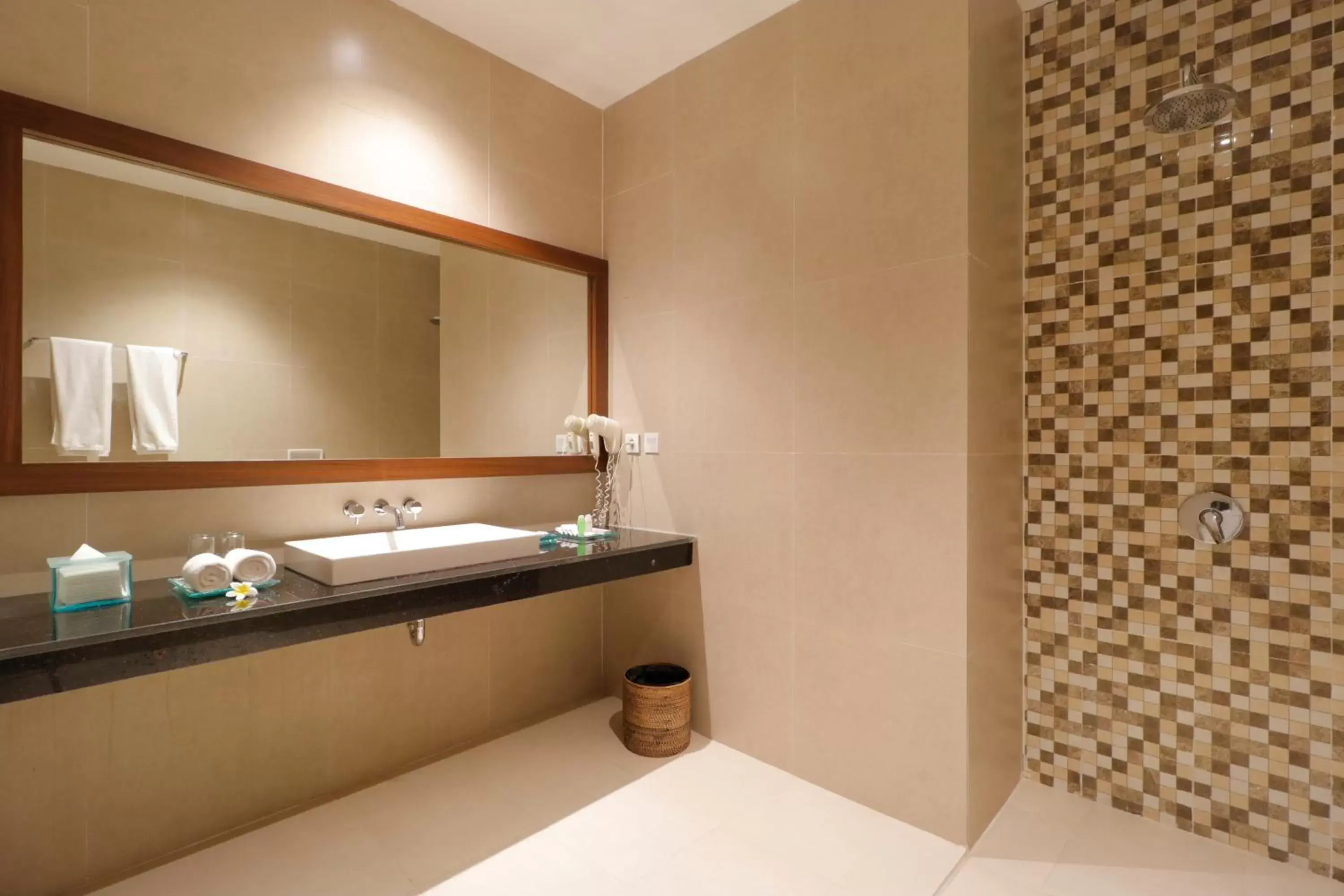 Bathroom in Adi Dharma Hotel Legian