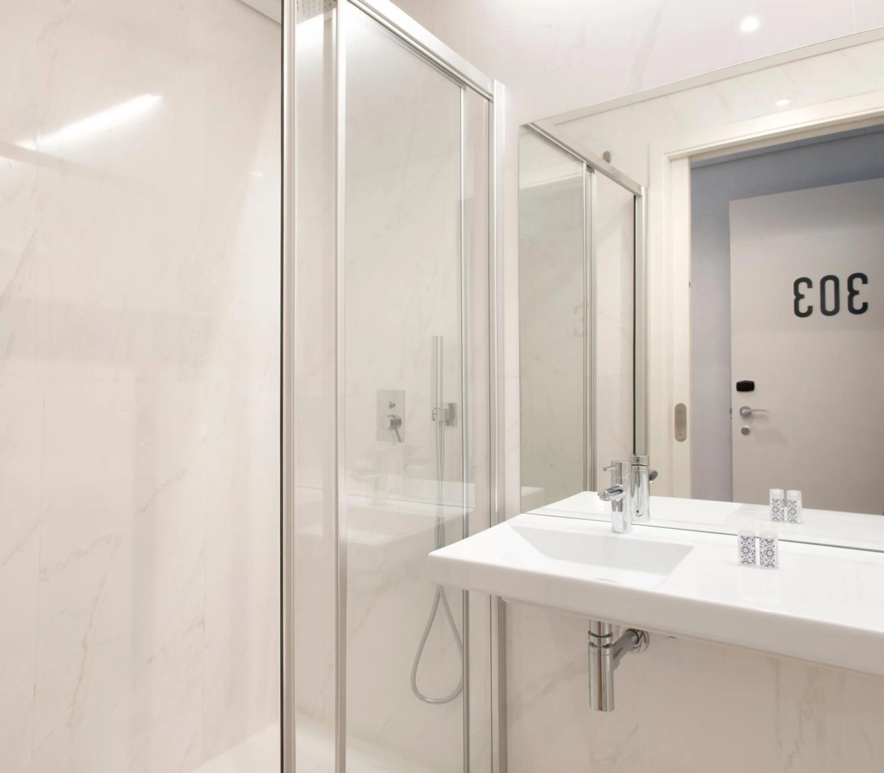 Bathroom in The Central House Lisbon Baixa