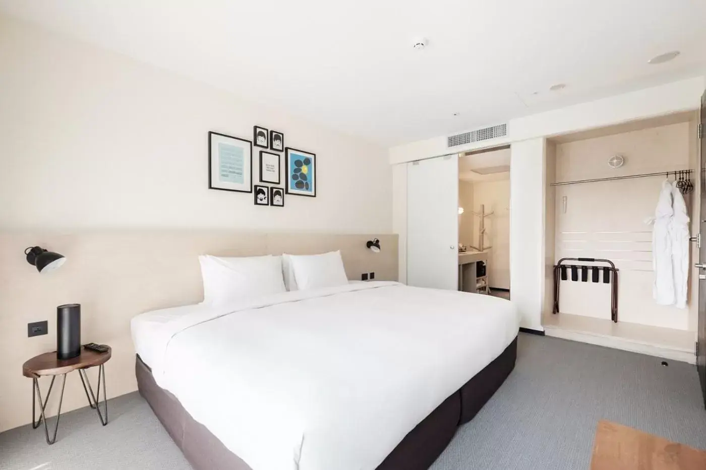 Photo of the whole room, Bed in amba Taipei Zhongshan Photo of the whole room, Bed in amba Taipei Zhongshan