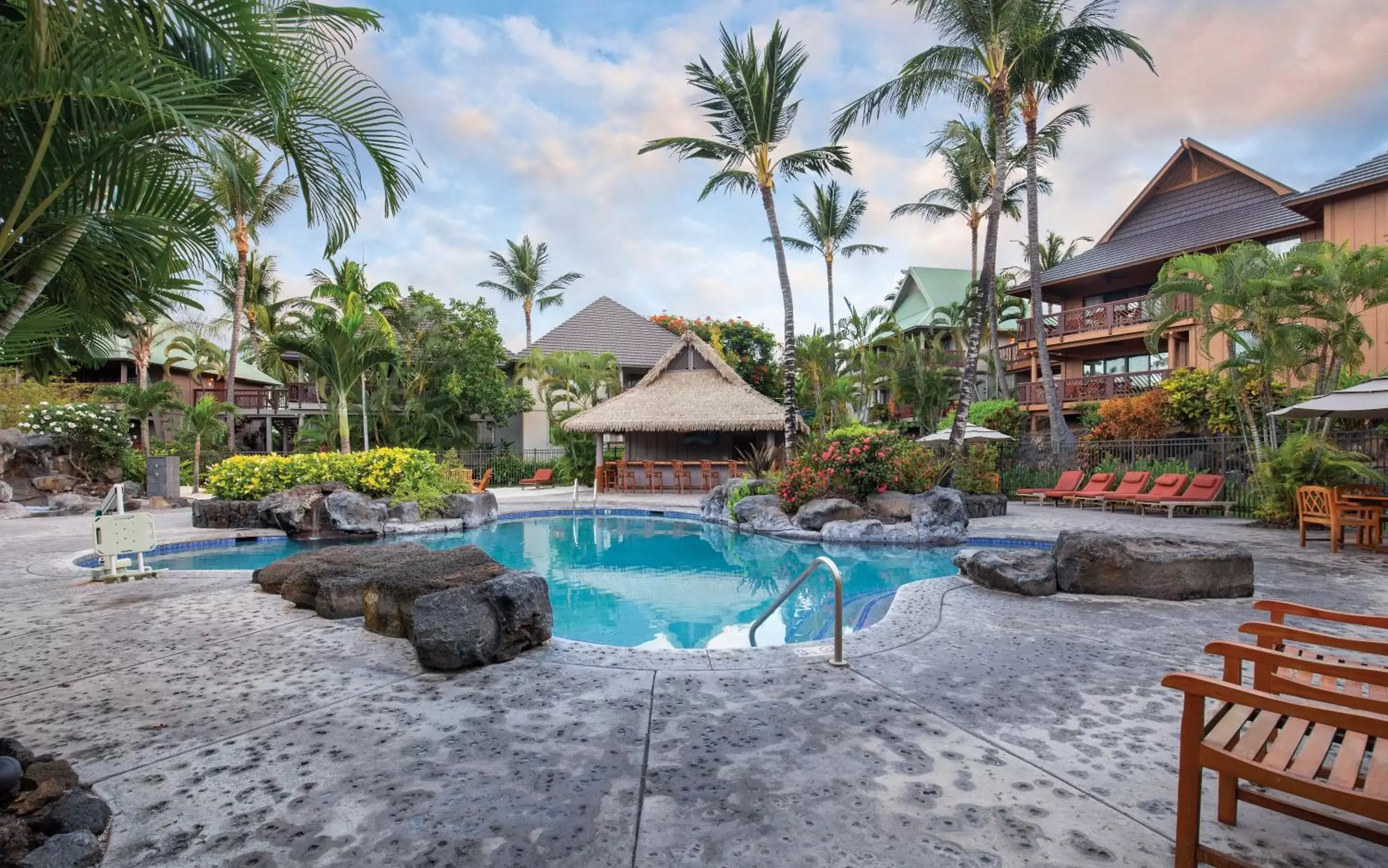 Swimming pool in Wyndham Kona Hawaiian Resort