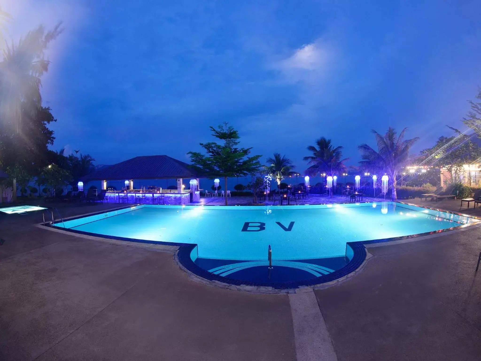 Sea view, Swimming Pool in Bella Vista Waterfront Resort, Kuah Langkawi