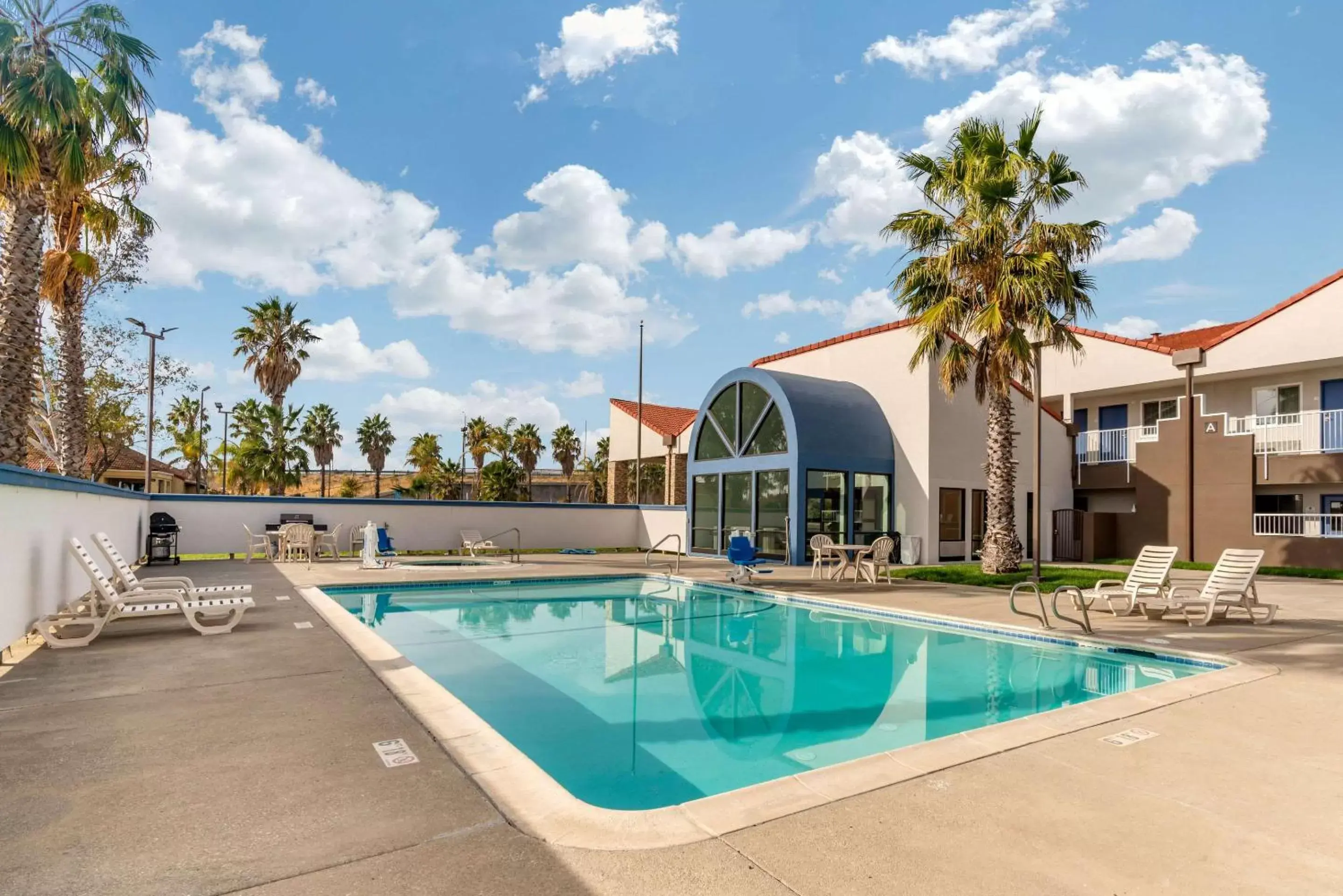 On site, Swimming Pool in Quality Inn & Suites Vacaville