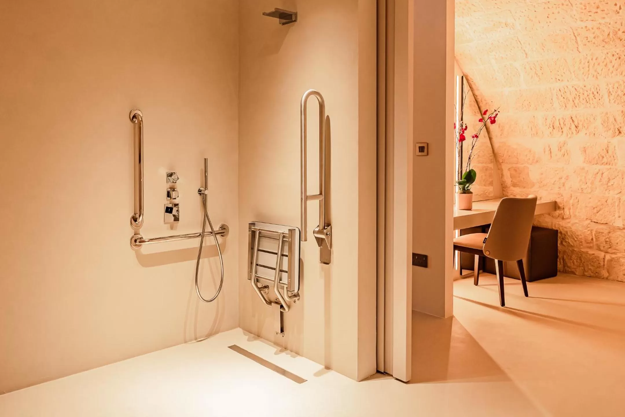 Bathroom in Iniala Harbour House