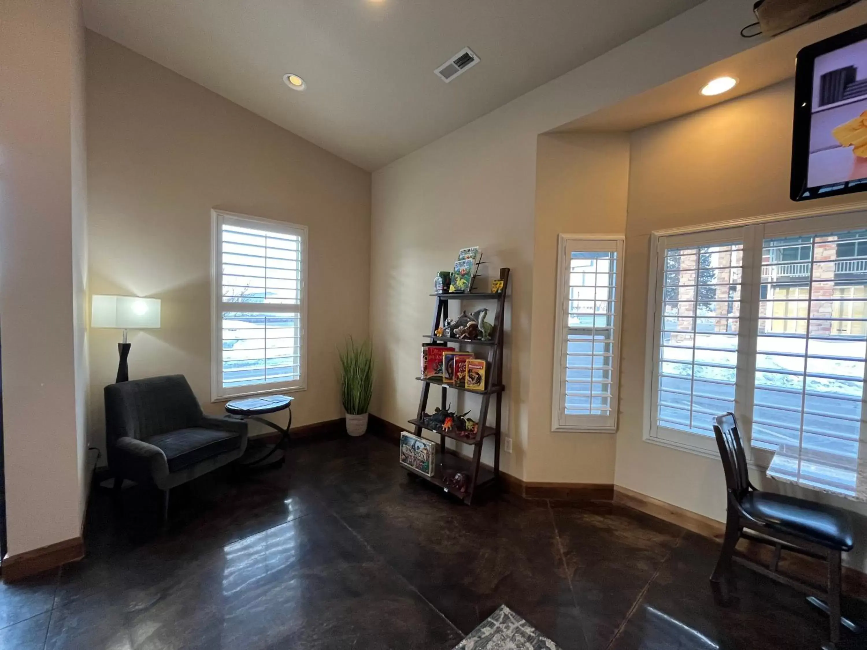 Lobby or reception in Dinosaur Inn & Suites Lobby or reception in Dinosaur Inn & Suites