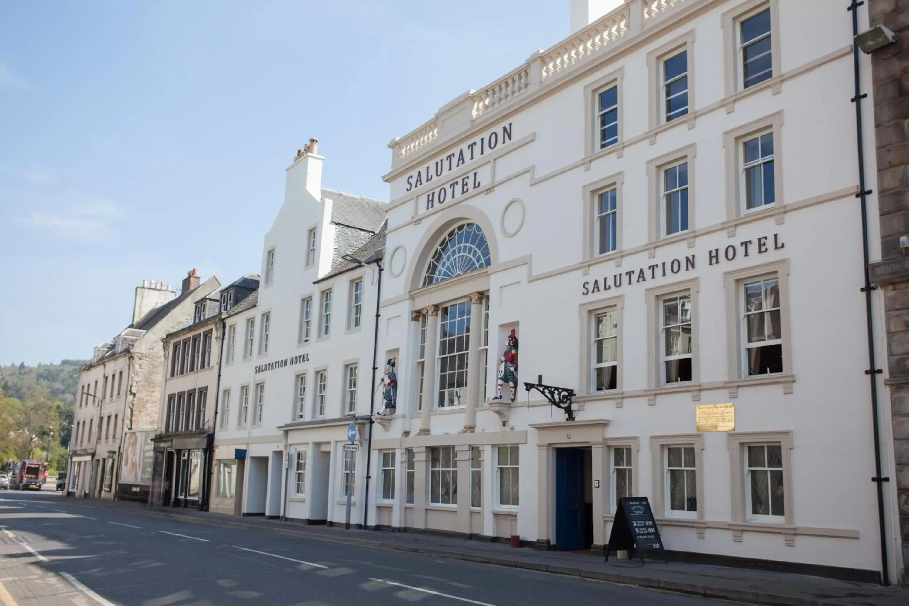 Facade/entrance in Salutation Hotel