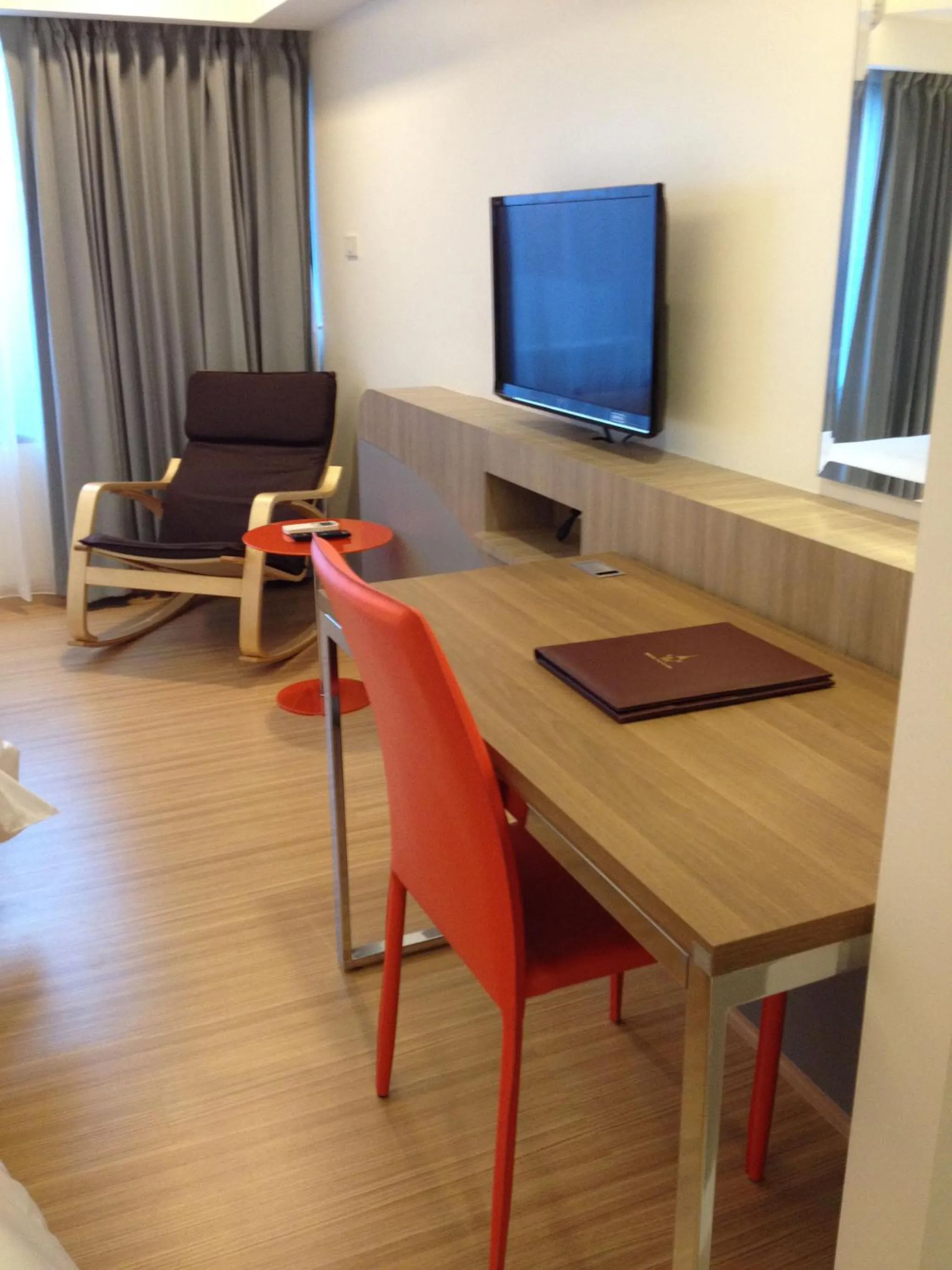 Seating area in Grand Tower Inn Sathorn Hotel