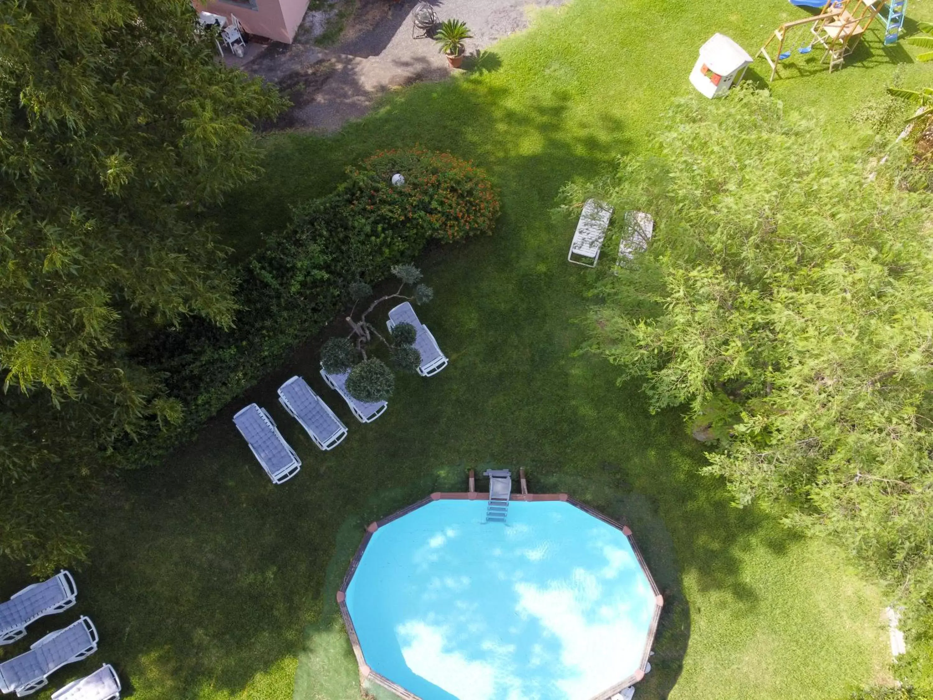 Spring, Pool View in Villa Nadira