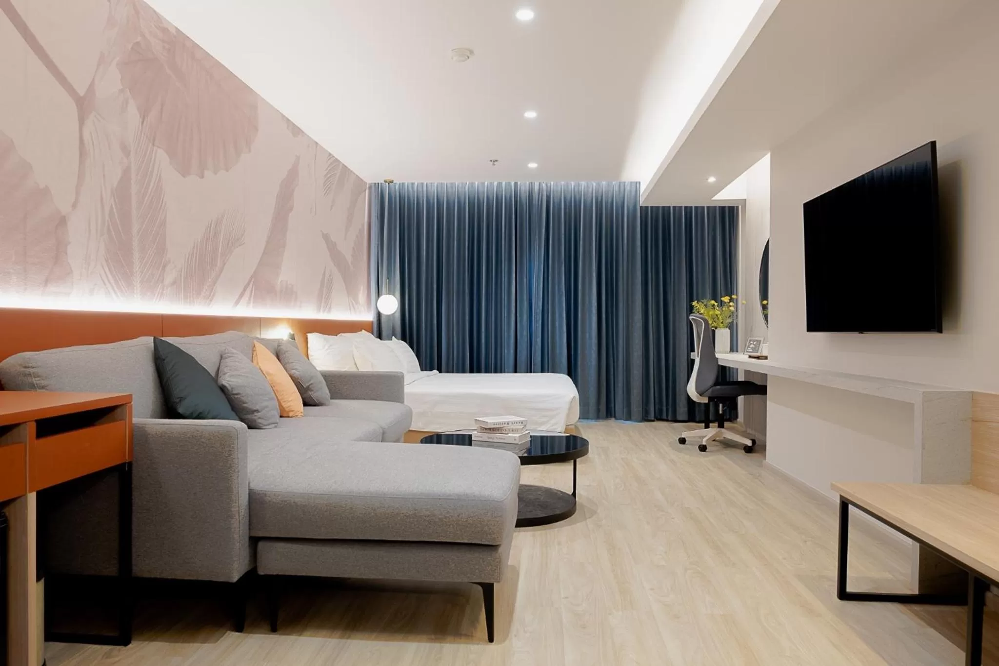 Bed in Buri Sriphu Hotel