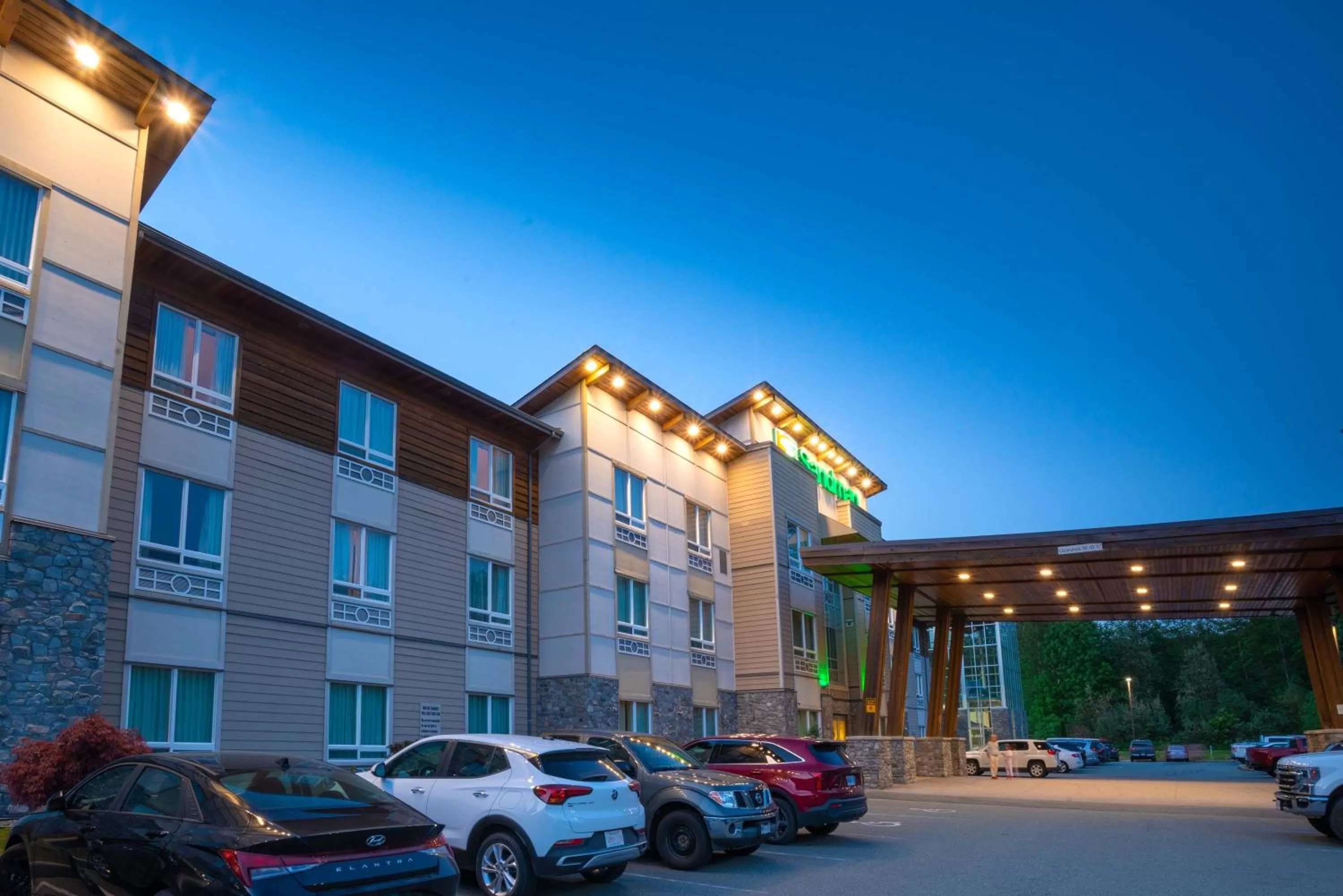 Property building in Sandman Hotel and Suites Squamish