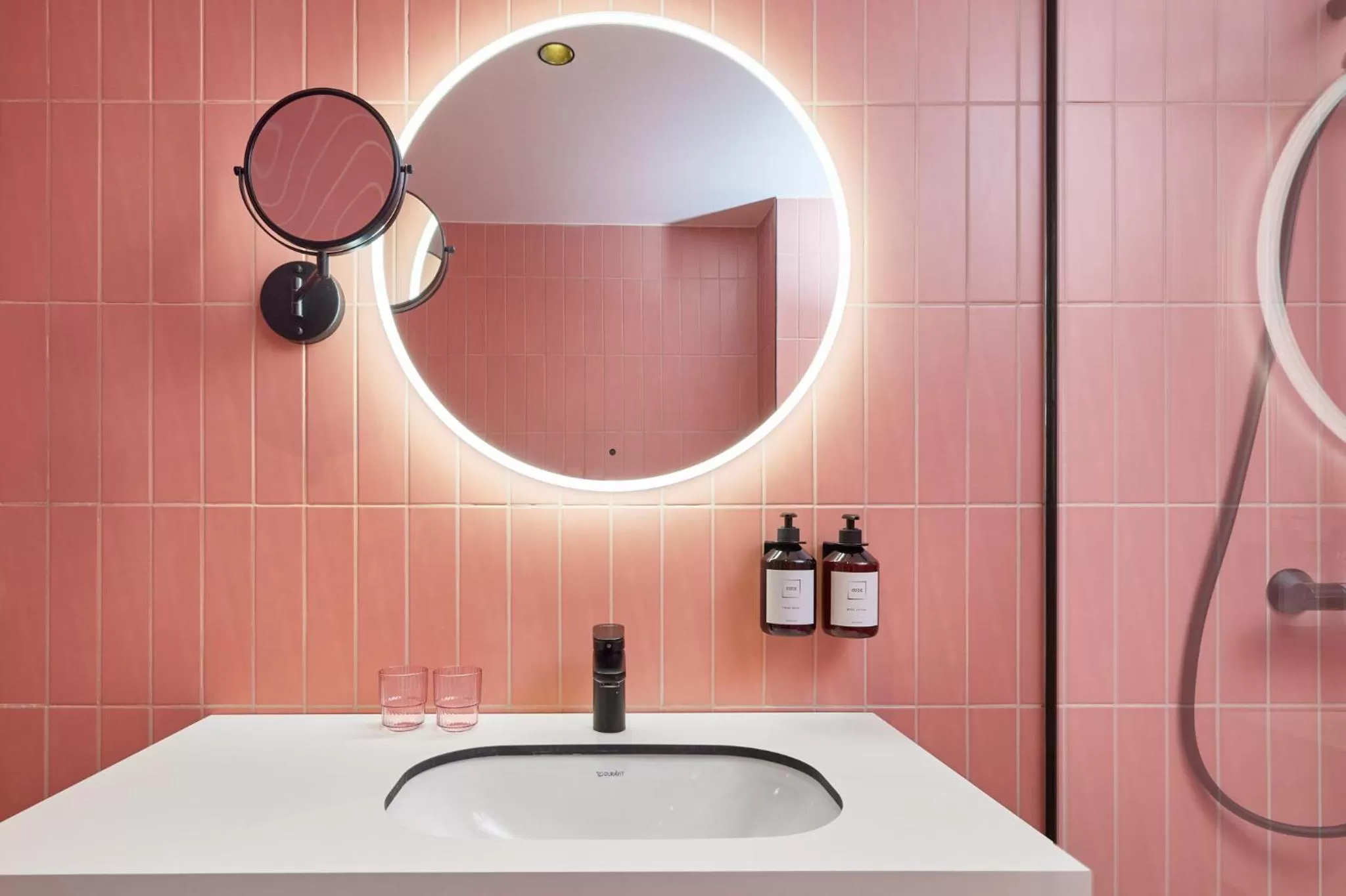 Bathroom in Rosa Hotel