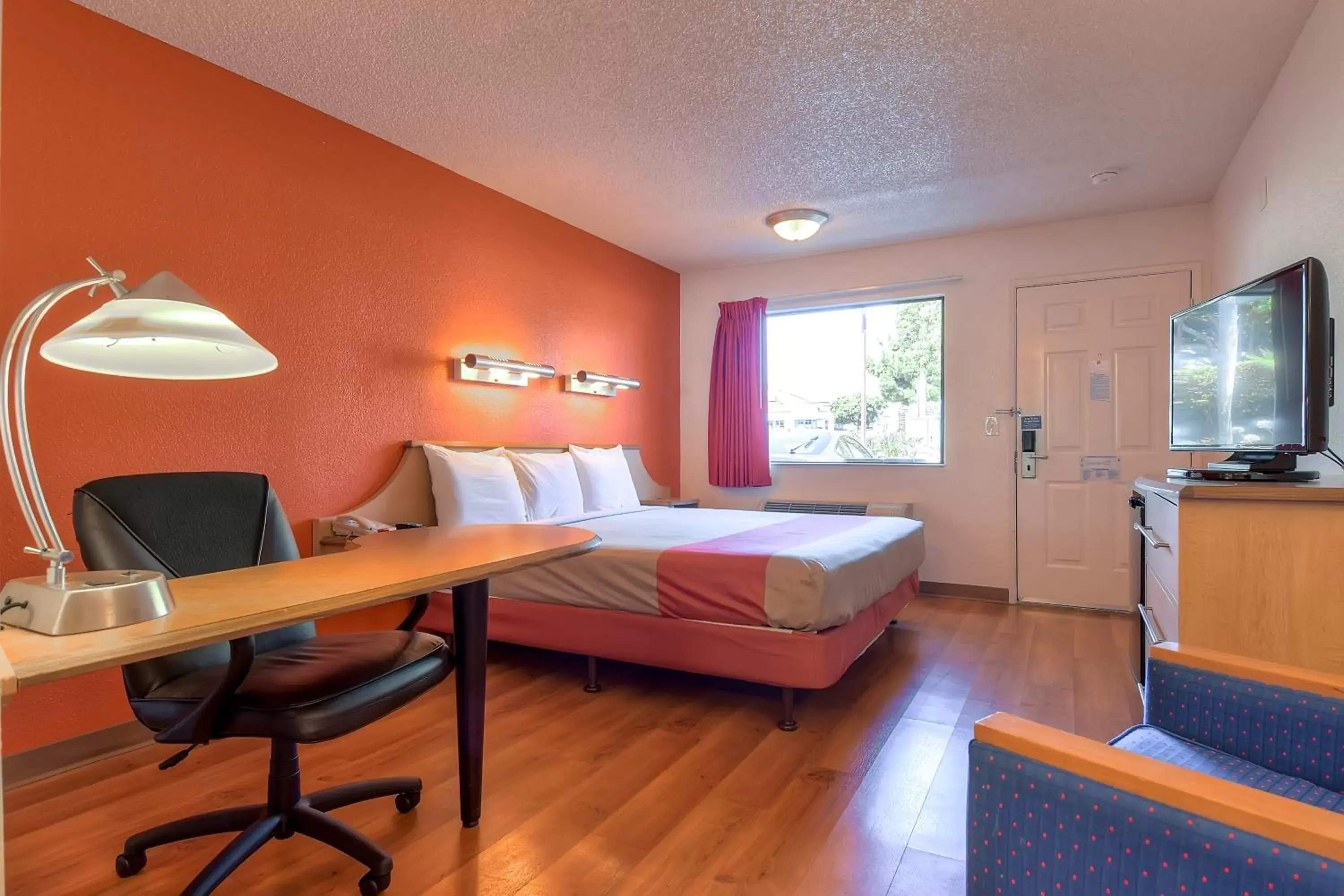 Bedroom in Motel 6-Carlsbad, CA - East Near LEGOLAND