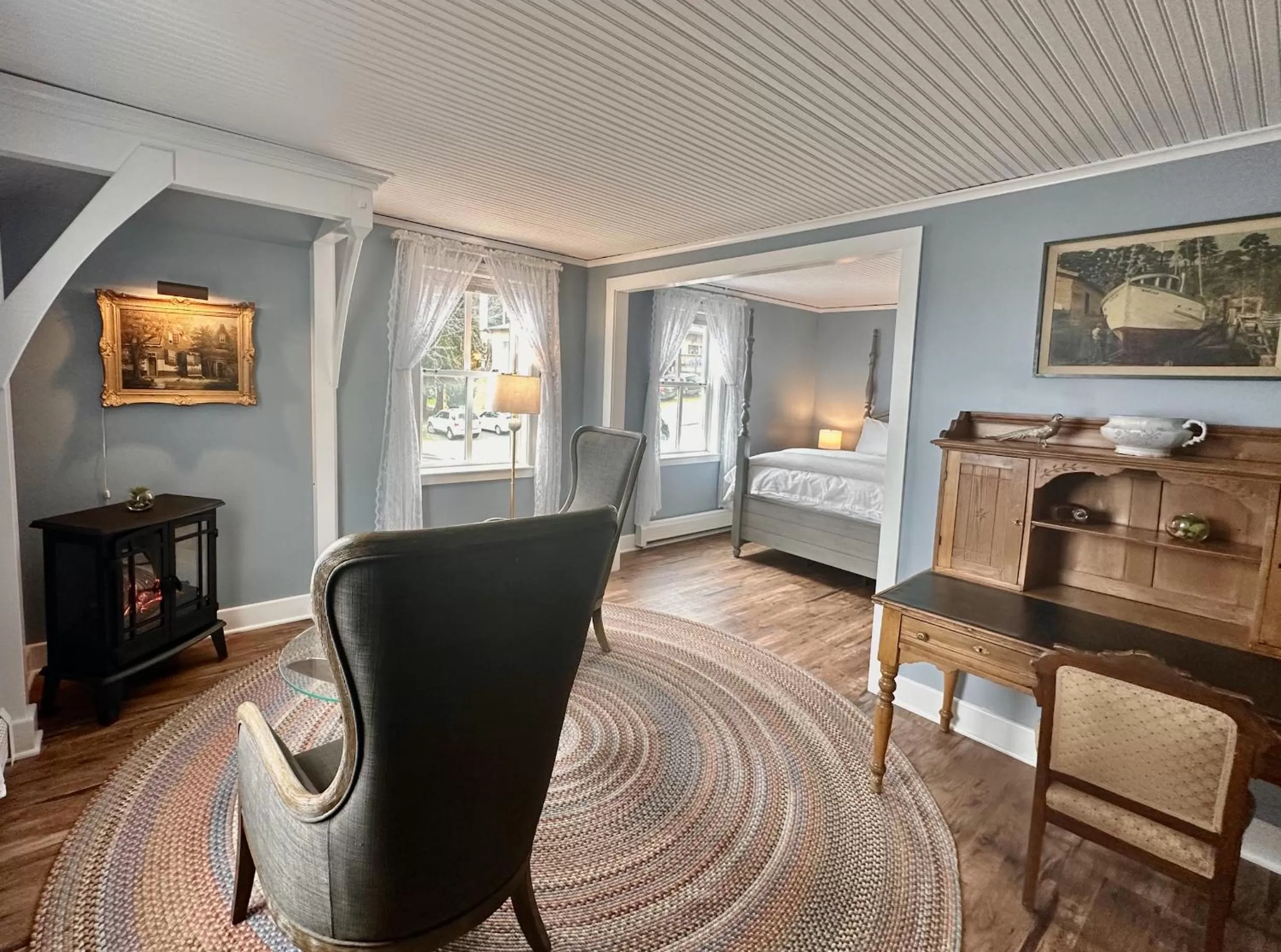 Seating Area in Orcas Hotel