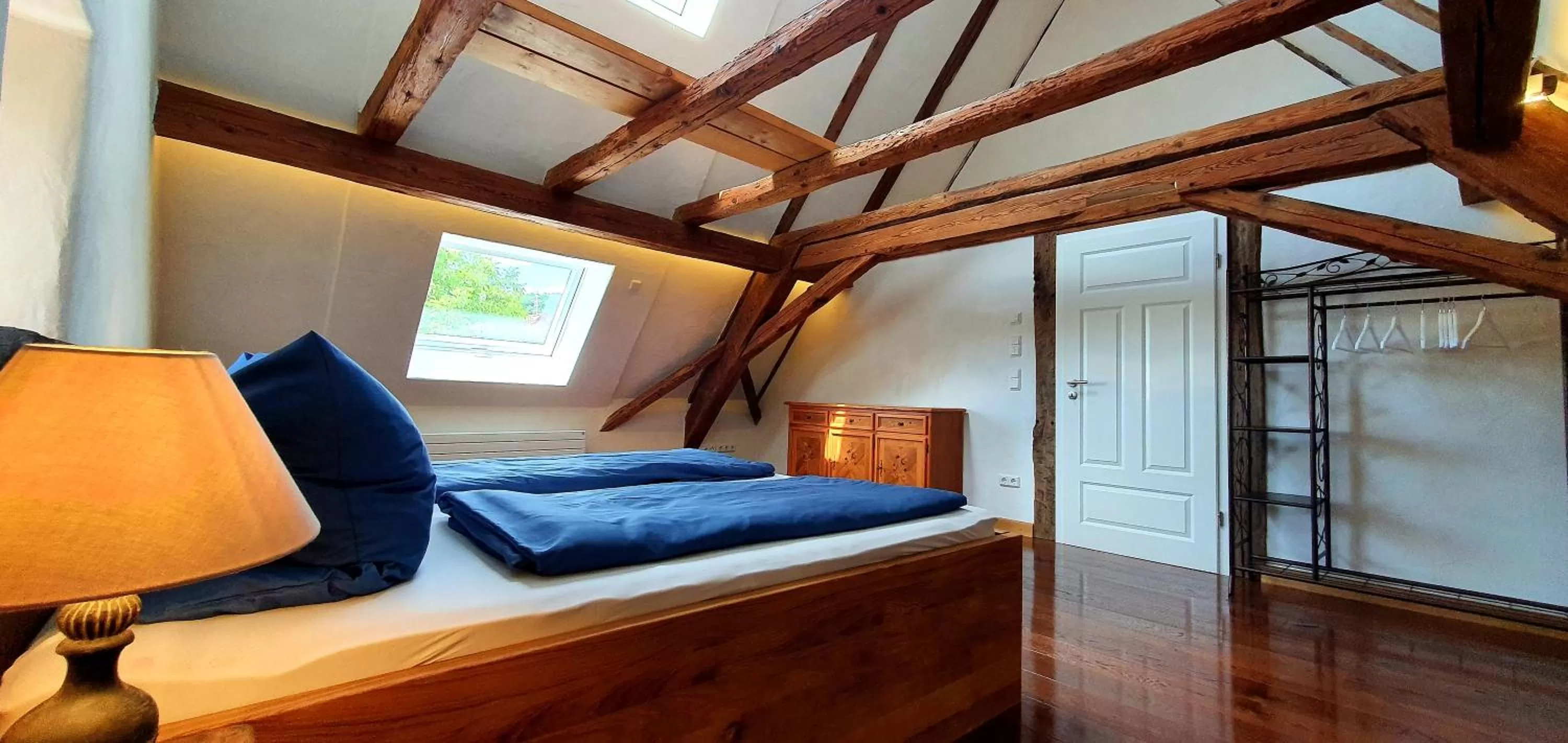 Bed in Gästehaus Craintaler Mühle B&B