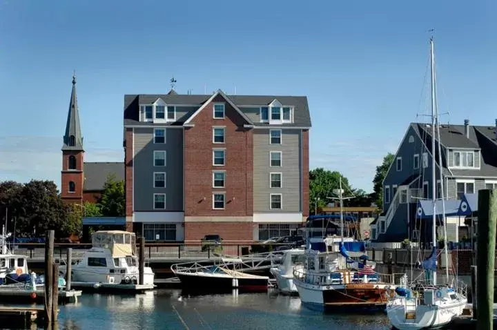 Nearby landmark, Property Building in Salem Waterfront Hotel & Suites