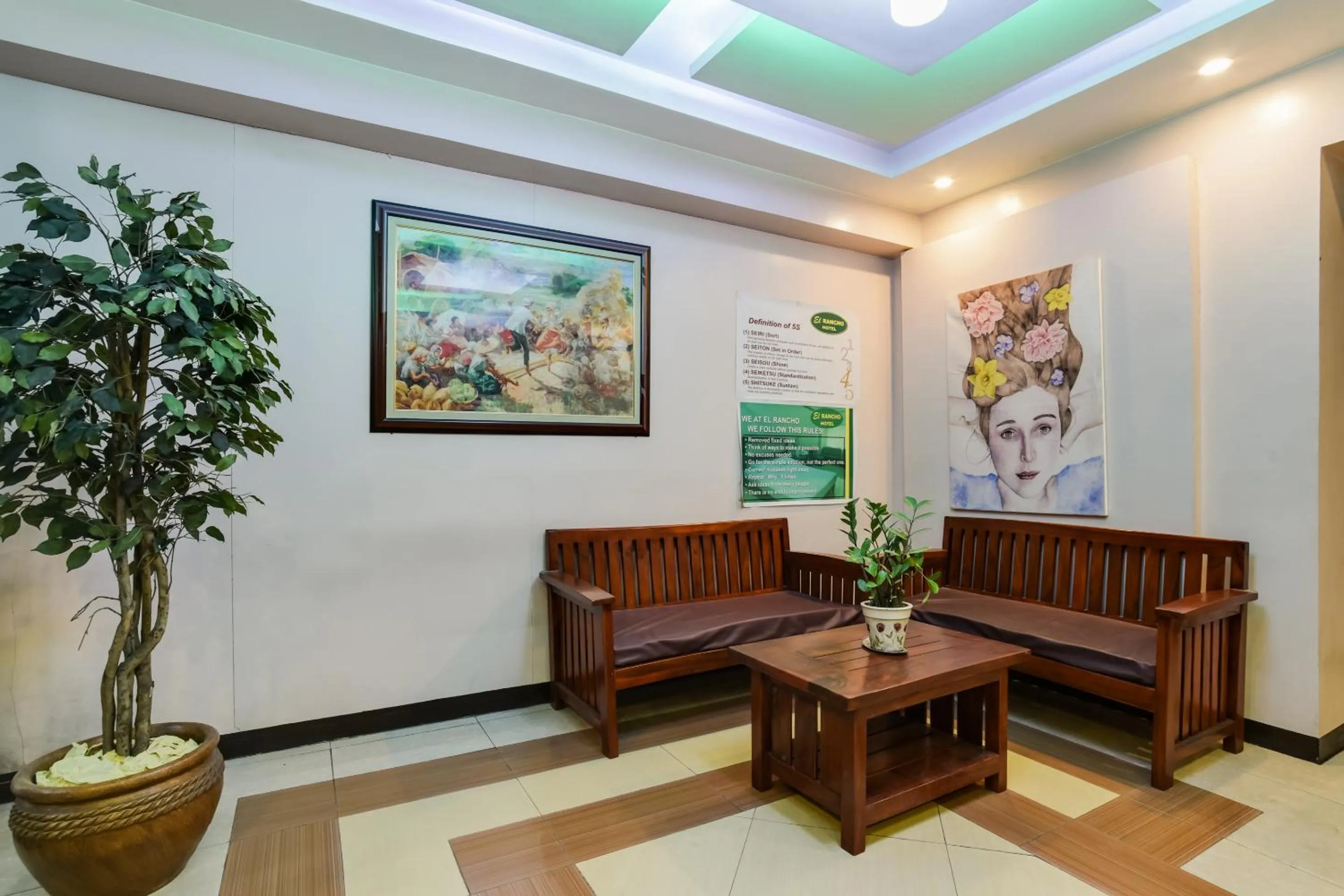 Seating area in OYO 473 Ranchotel Drive-in