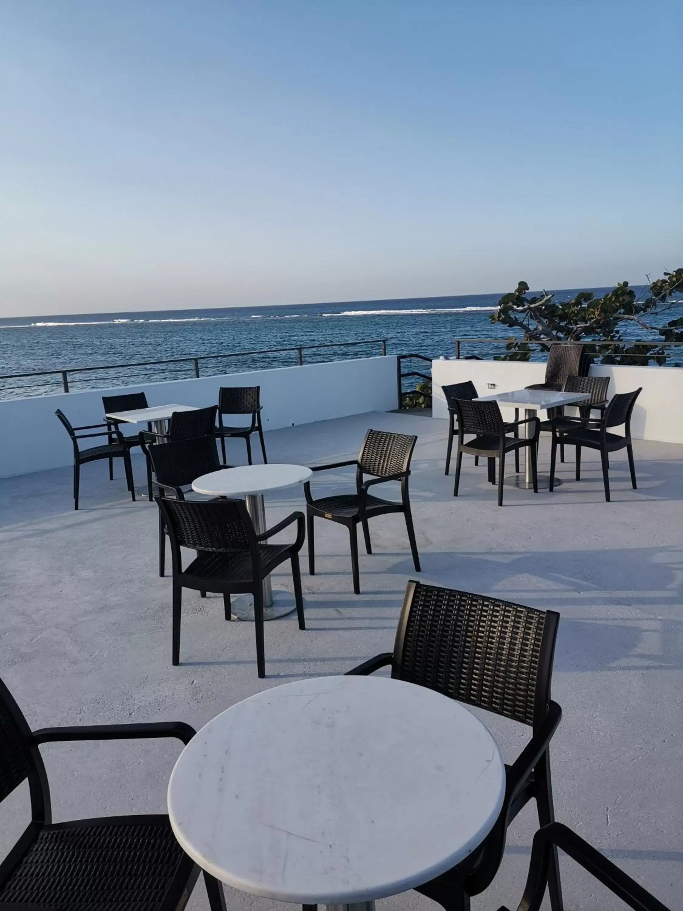 Restaurant/Places to Eat in Ocean Palms