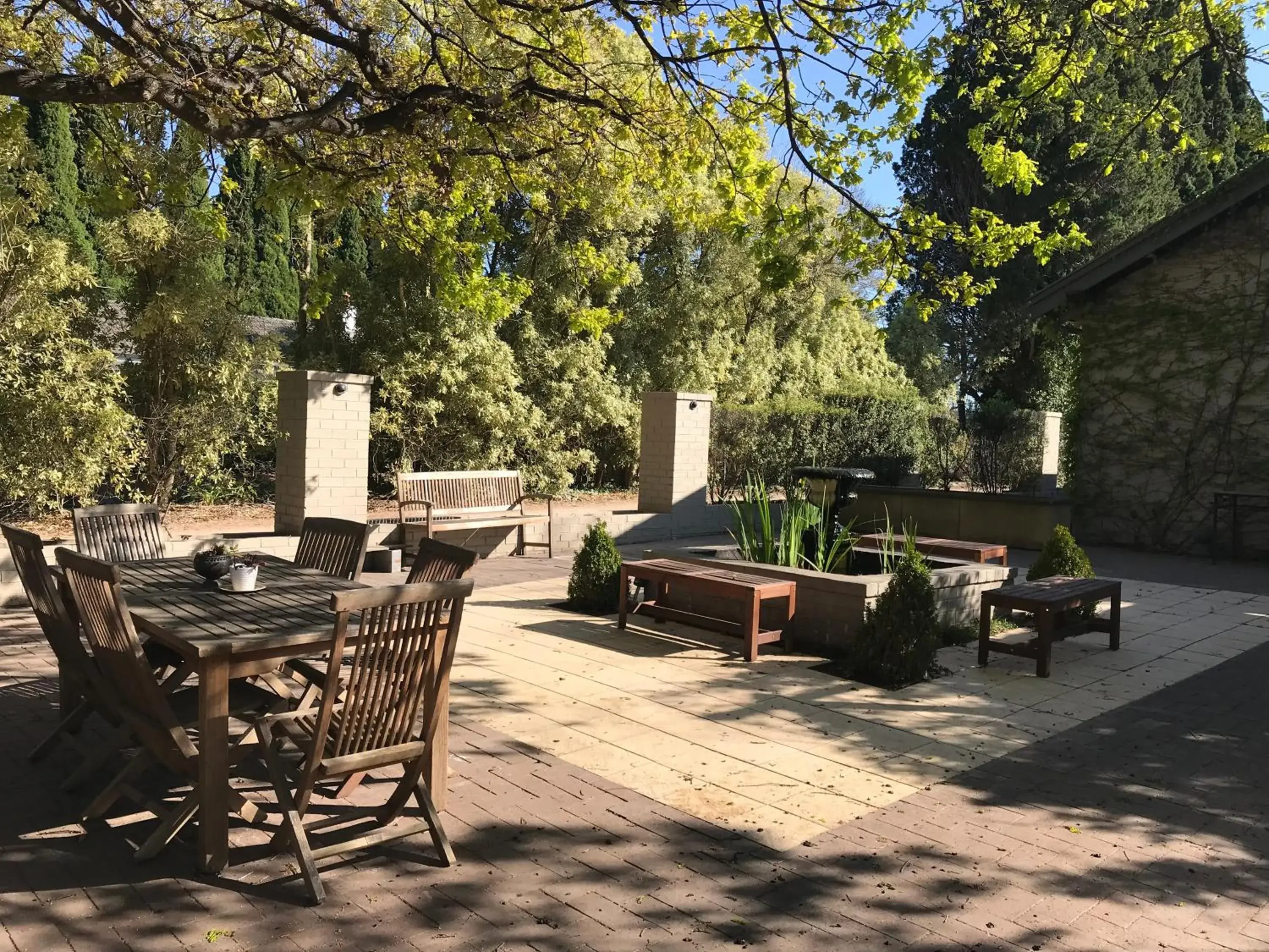 Spring, Patio/Outdoor Area in Links House Hotel