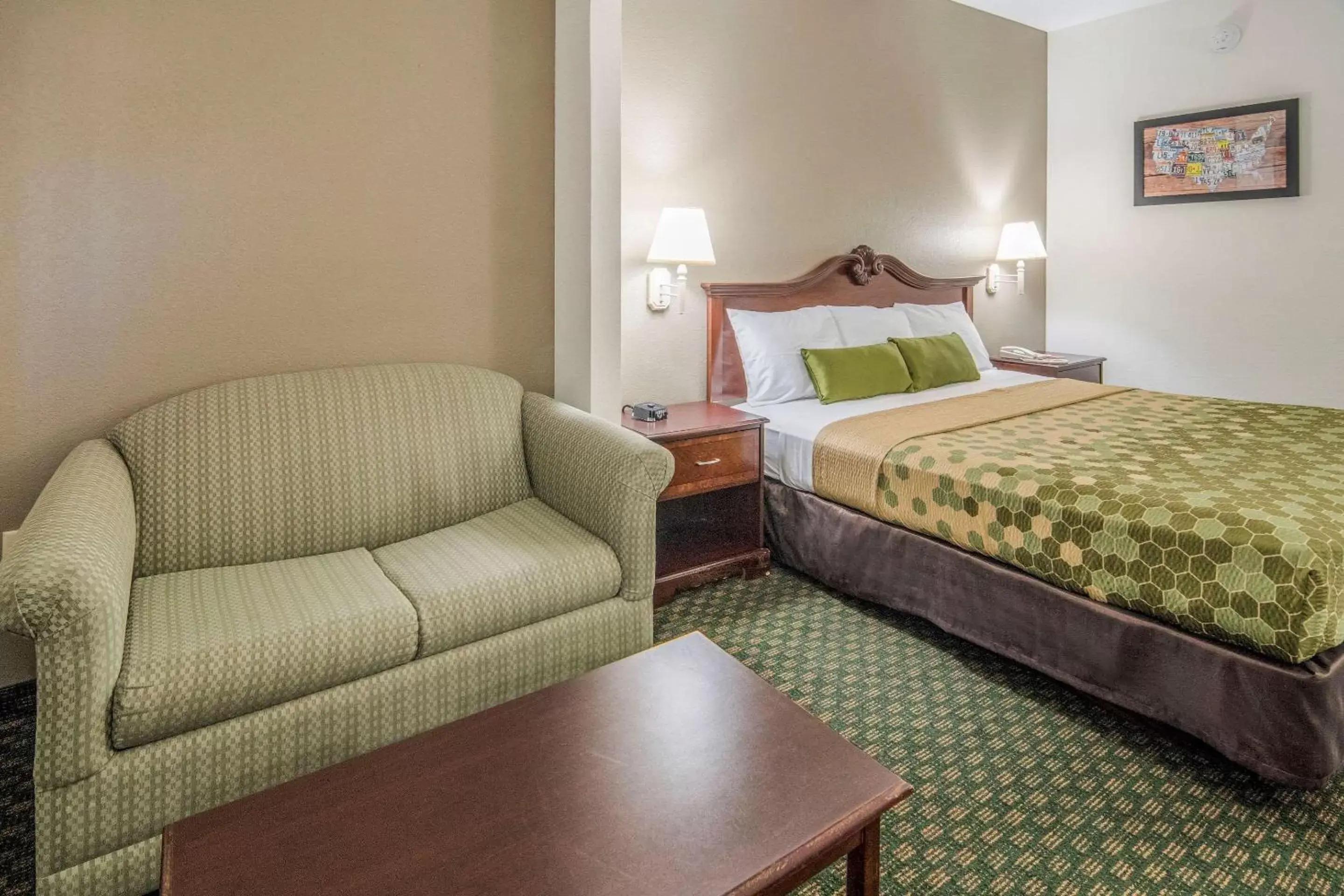 Photo of the whole room, Bed in Econo Lodge Weatherford Photo of the whole room, Bed in Econo Lodge Weatherford