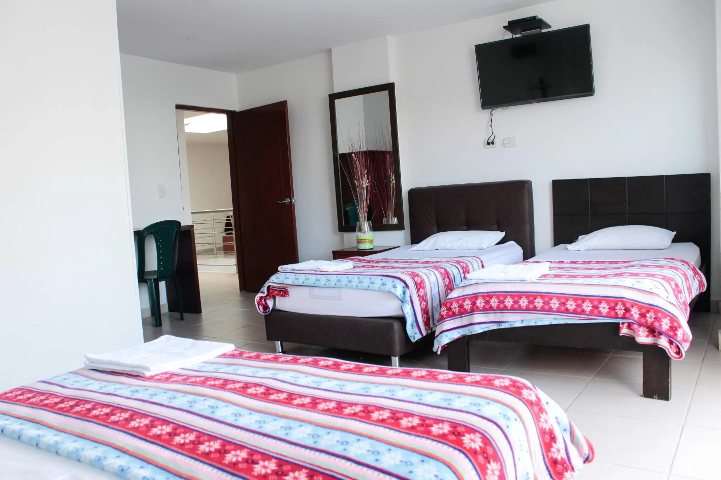 Standard Family Room in Hotel Santorini Neiva Standard Family Room in Hotel Santorini Neiva