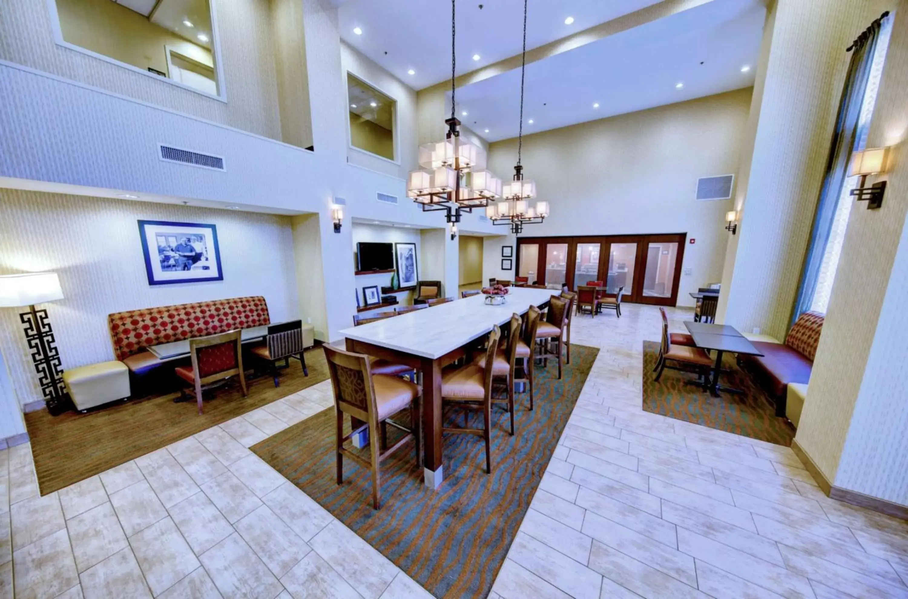 Lobby or reception in Hampton Inn & Suites Harrisburg