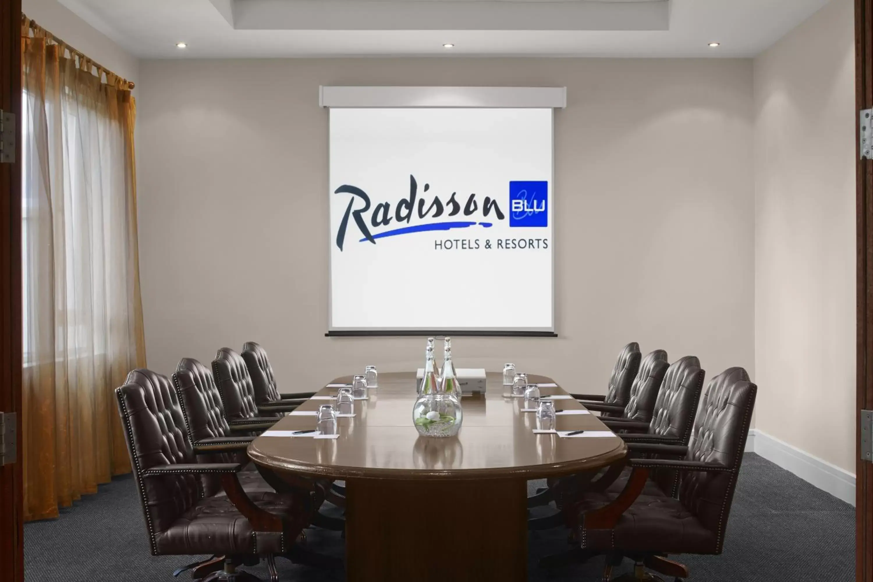 Business facilities in Radisson BLU Hotel and Spa, Limerick