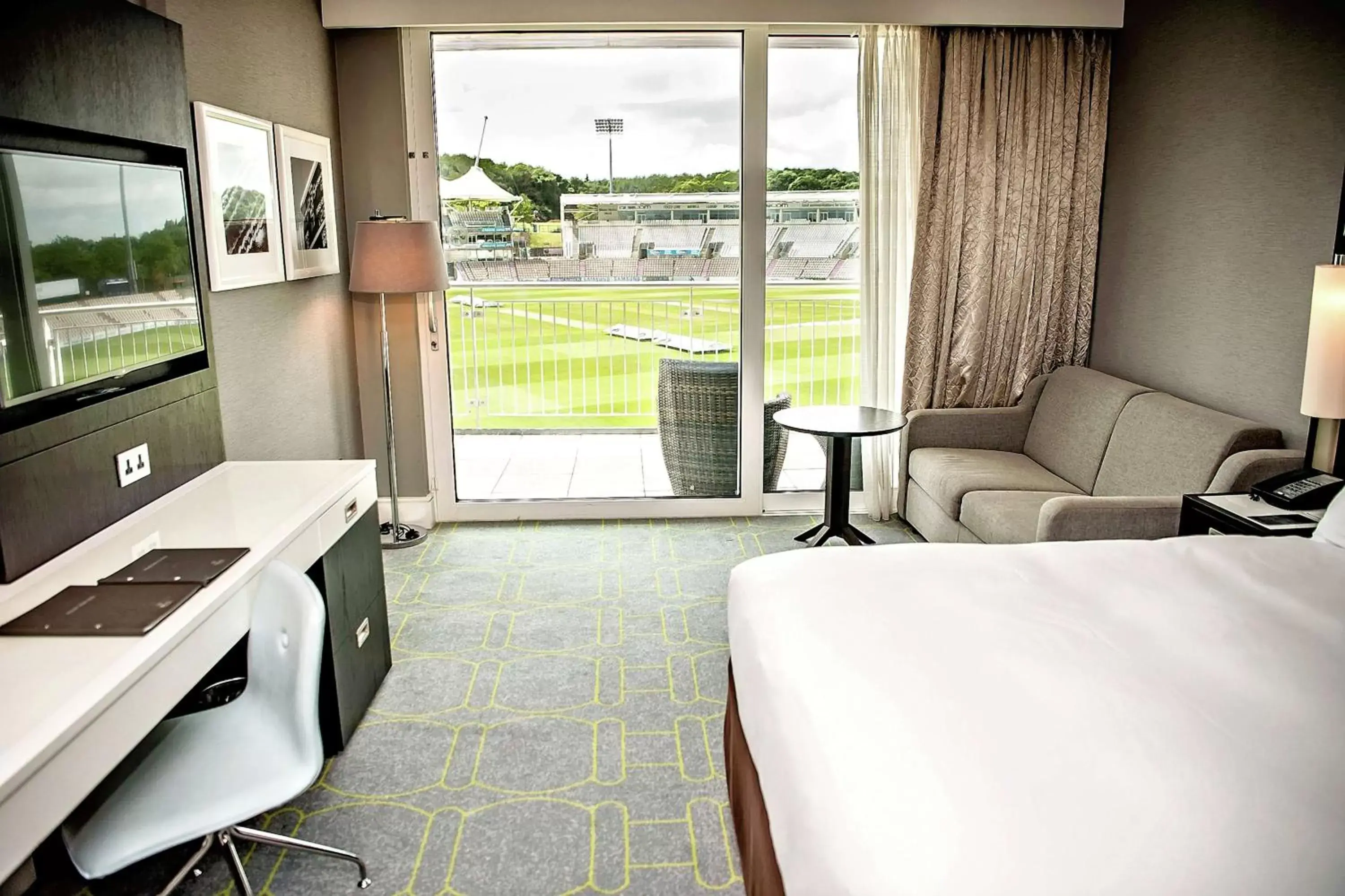 Bedroom in Hilton at the Ageas Bowl, Southampton
