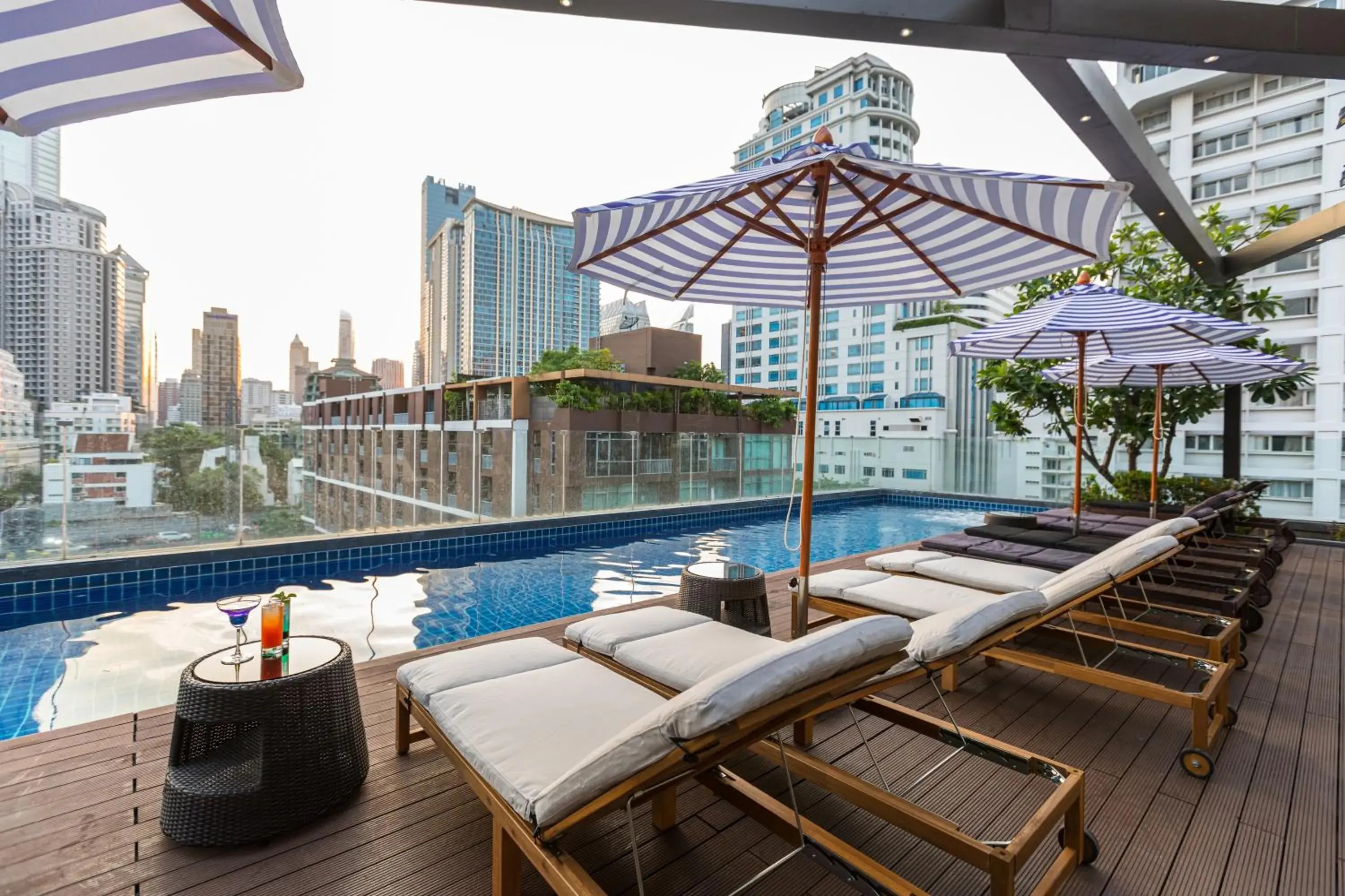 Swimming Pool in Hotel Icon Bangkok Sukhumvit 2