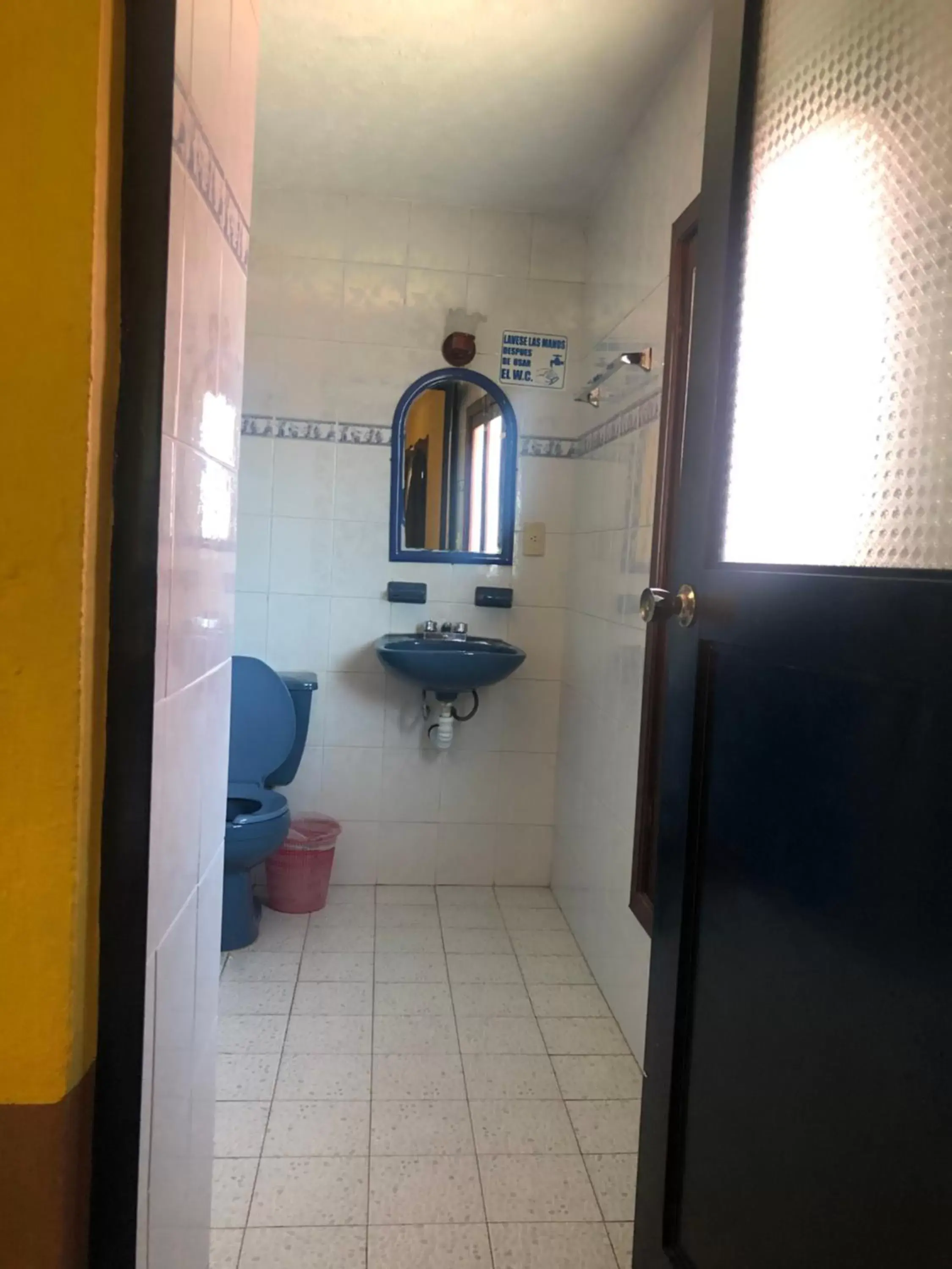 Bathroom in San Pablo