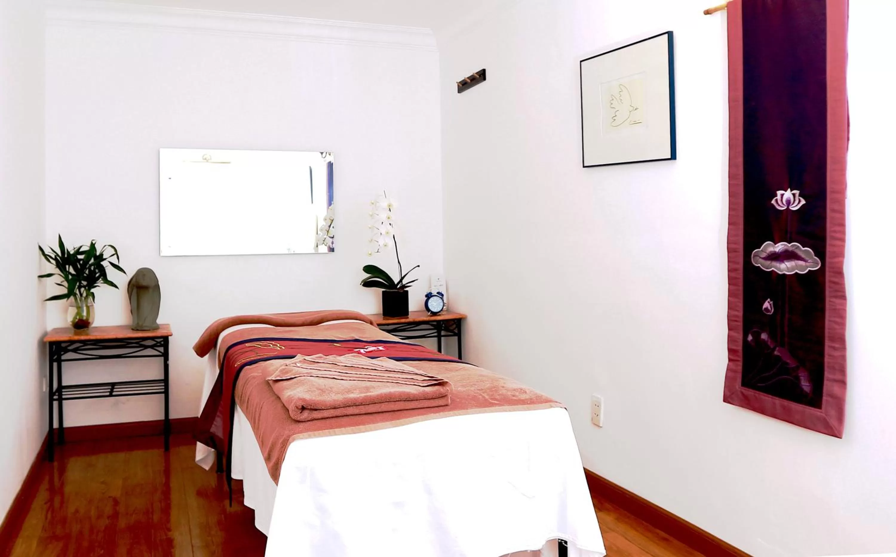 Spa and wellness centre/facilities, Bed in Hanoi Daewoo Hotel