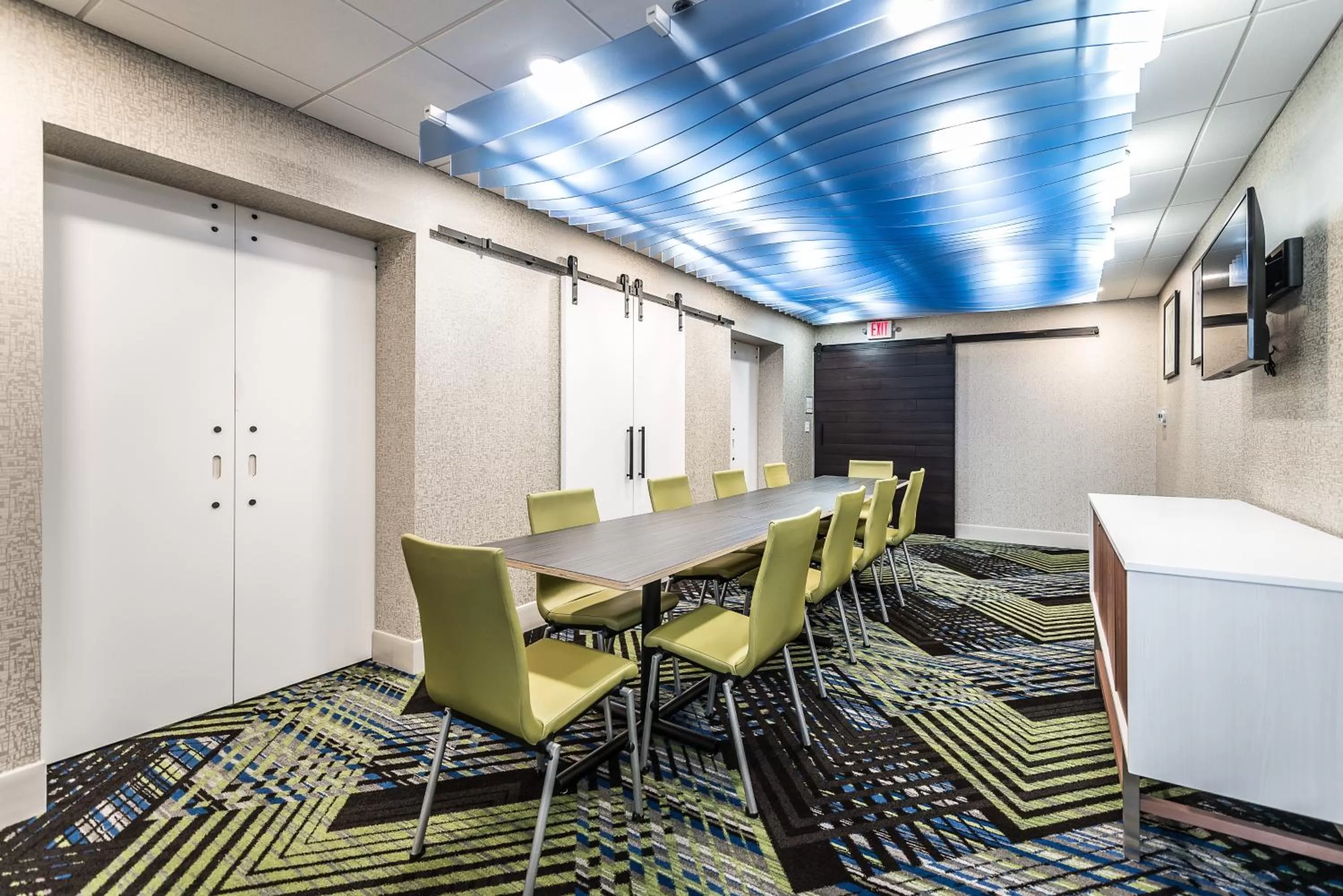Meeting/conference room in Holiday Inn Express Flint-Campus Area by IHG