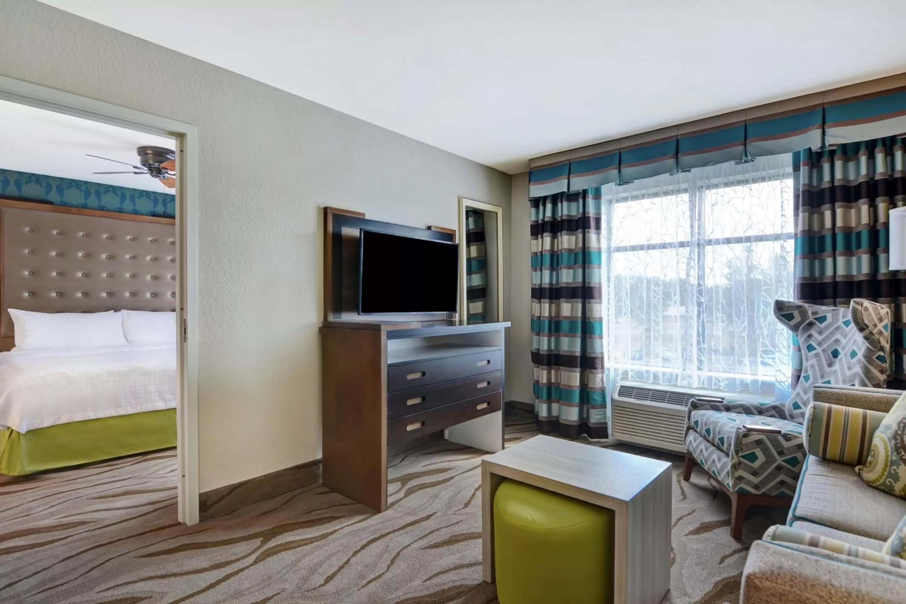Bedroom, Bed in Homewood Suites By Hilton Savannah Airport