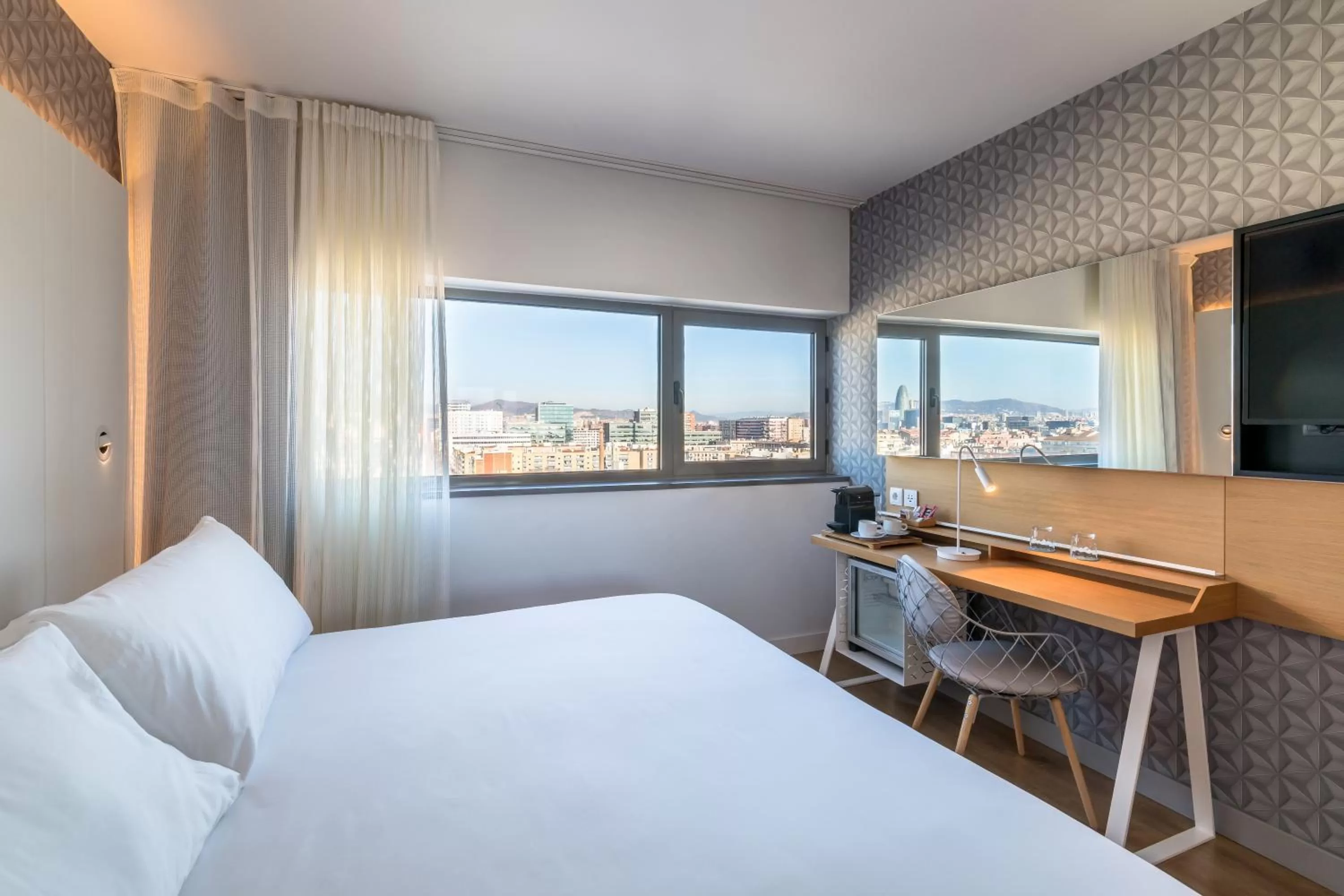 Bed in Occidental Atenea Mar - Adults Only