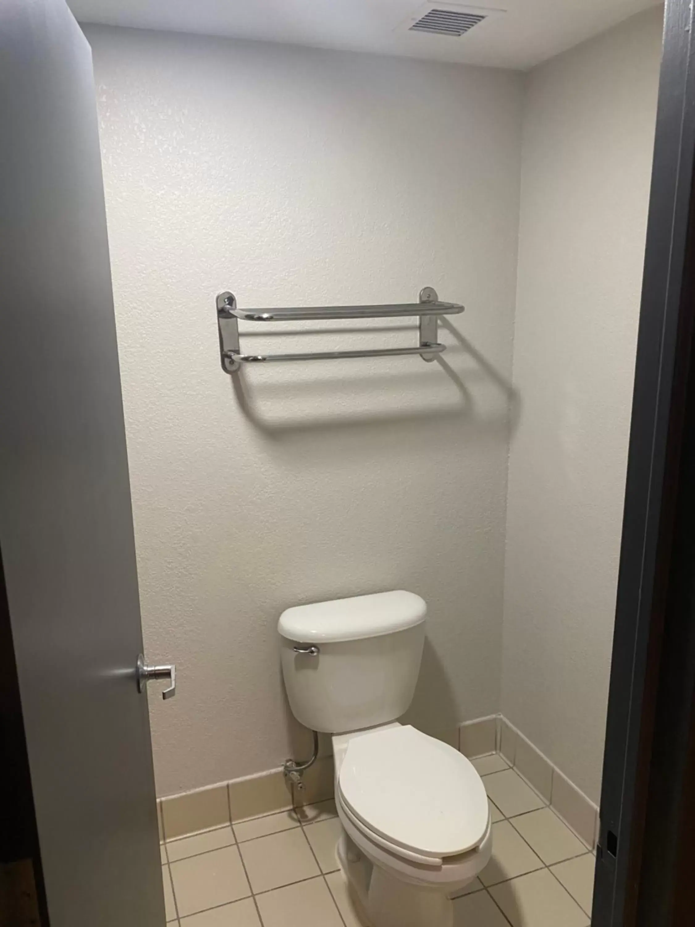 Bathroom in Quality Inn Spring Valley - Nanuet