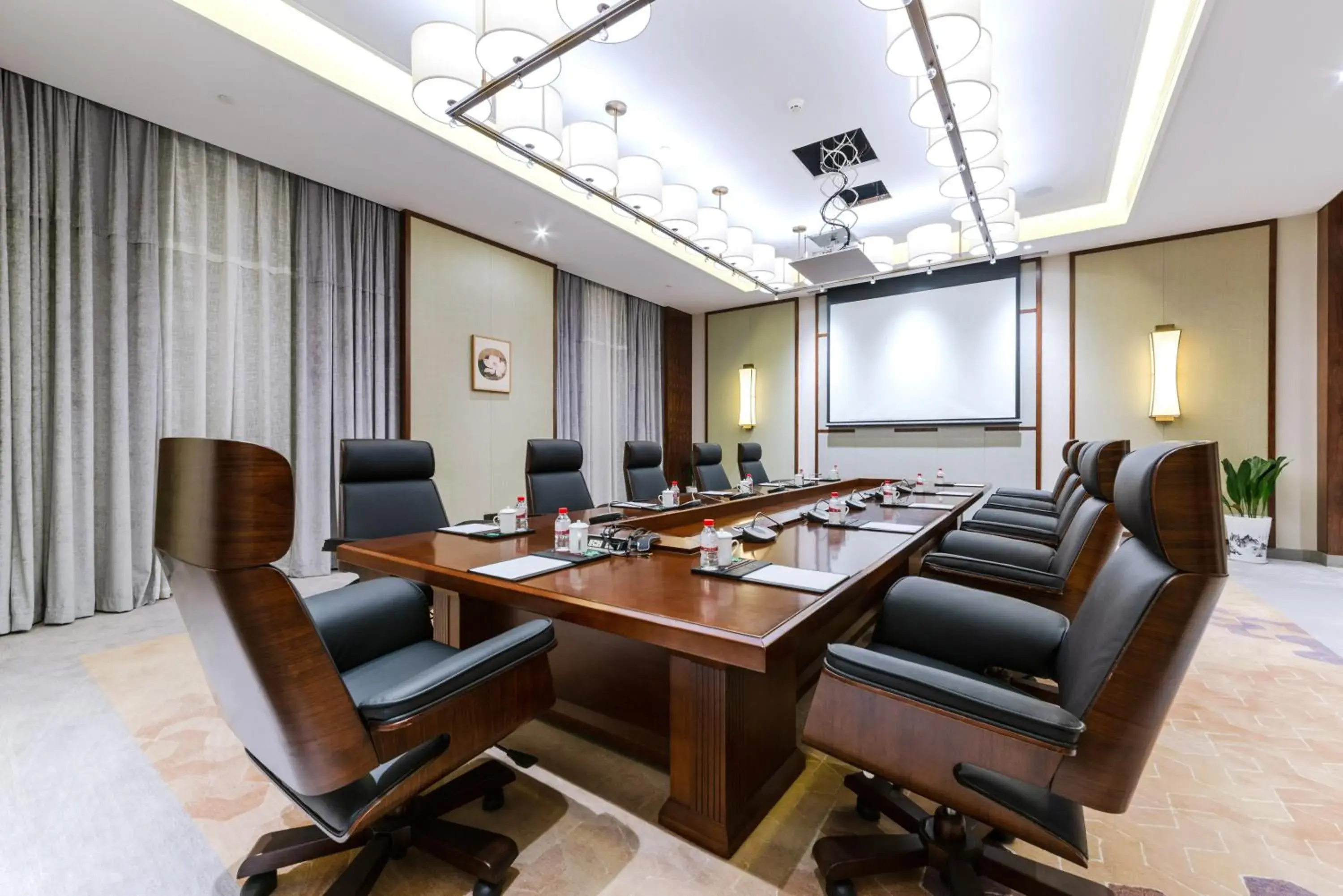 Meeting/conference room in Neodalle Zhangjiajie Wulingyuan