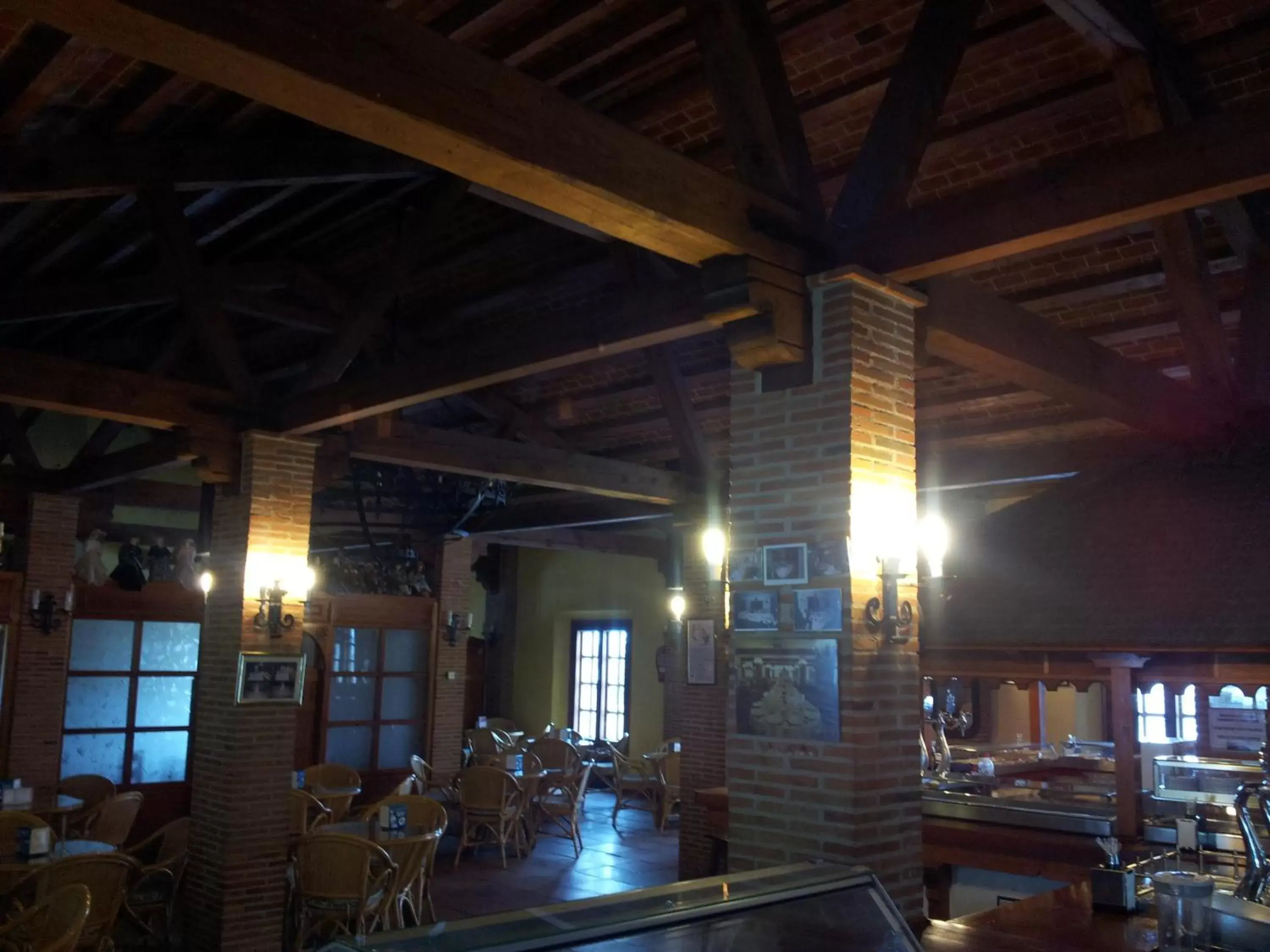 Restaurant/places to eat in Hotel Restaurante Sonsoles